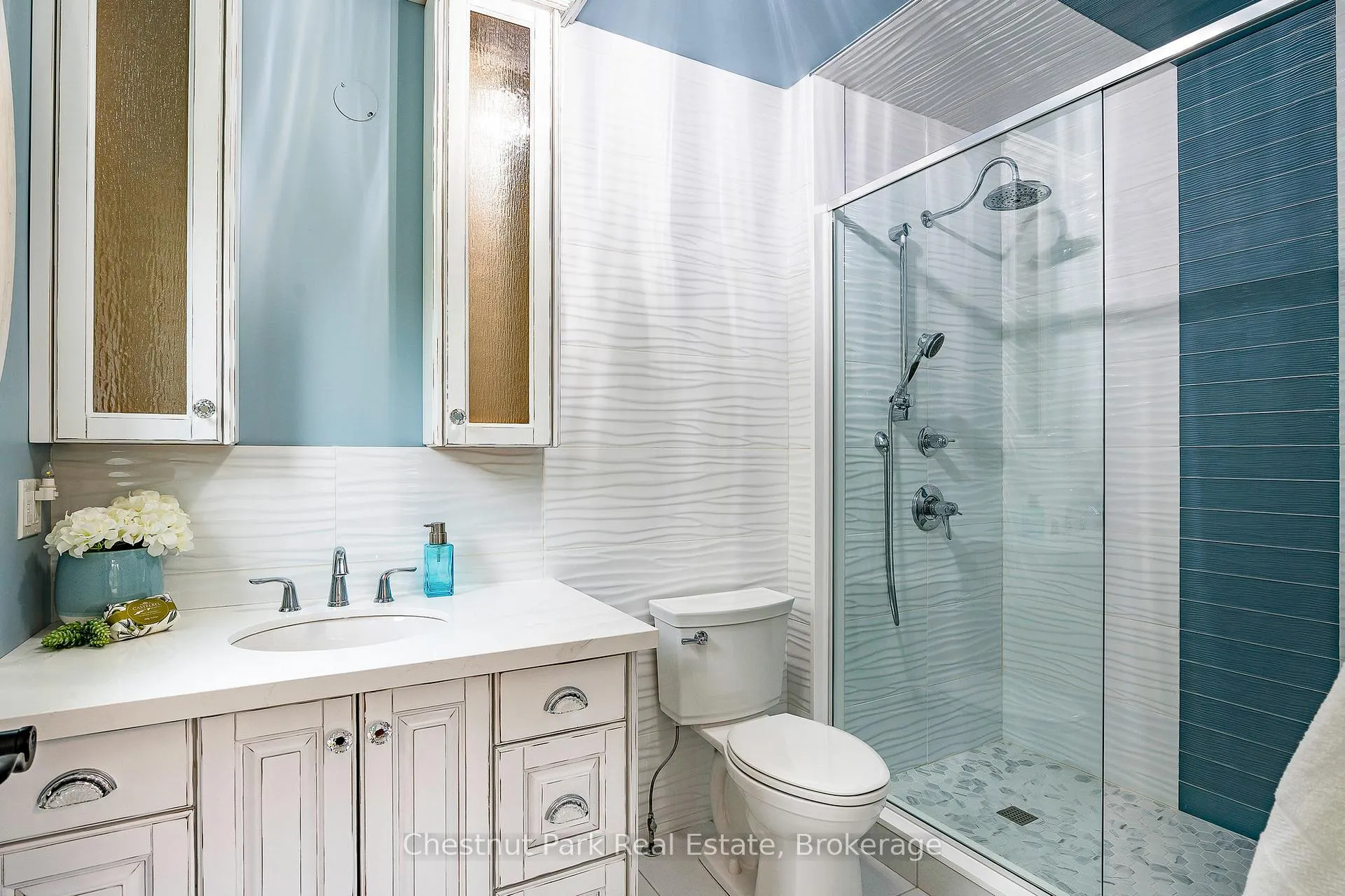 Photo 10 of 47 Glen Road, Collingwood — HOMEH