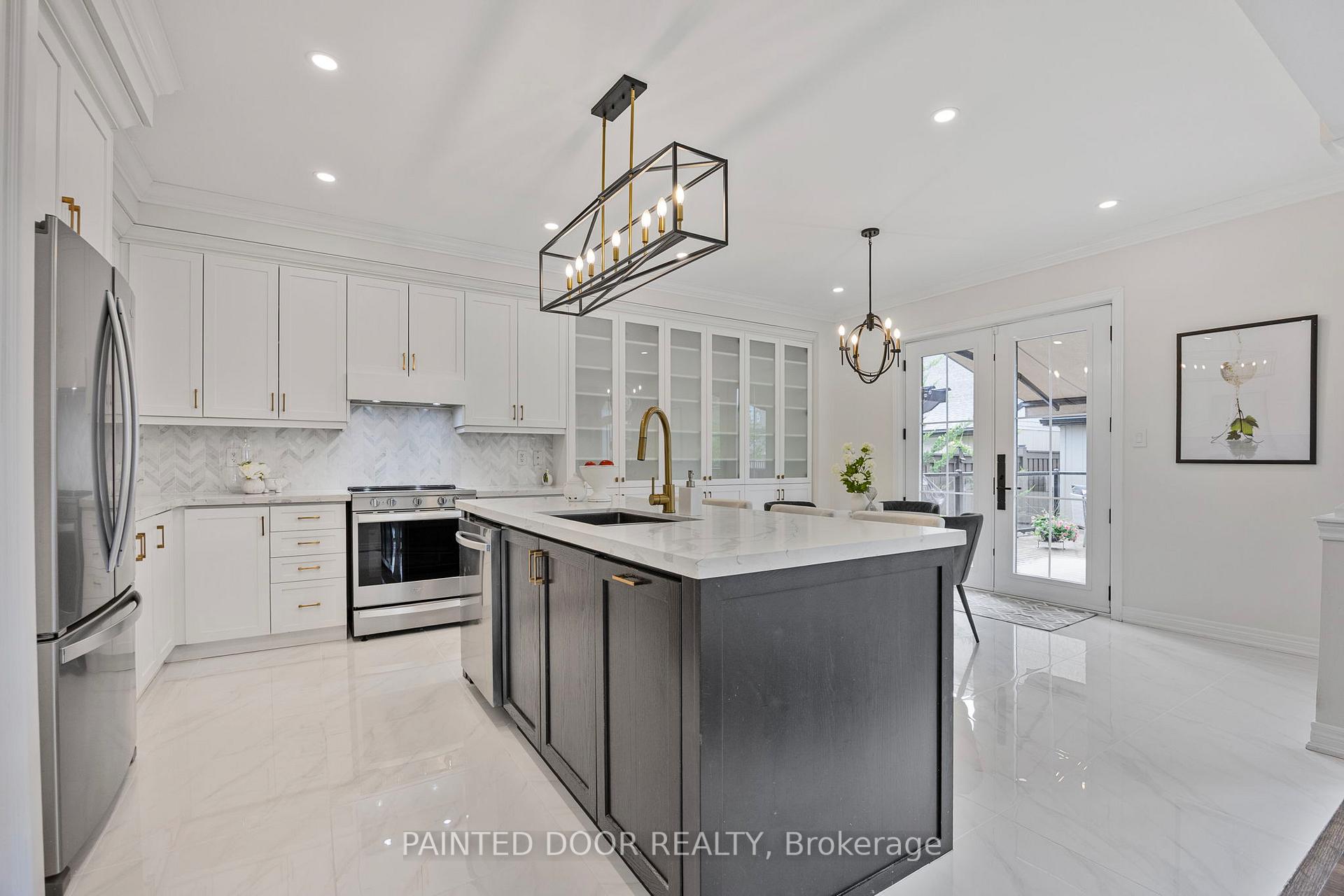 Photo 12 of 2 Copeland Crescent, Innisfil, Cookstown — HOMEH