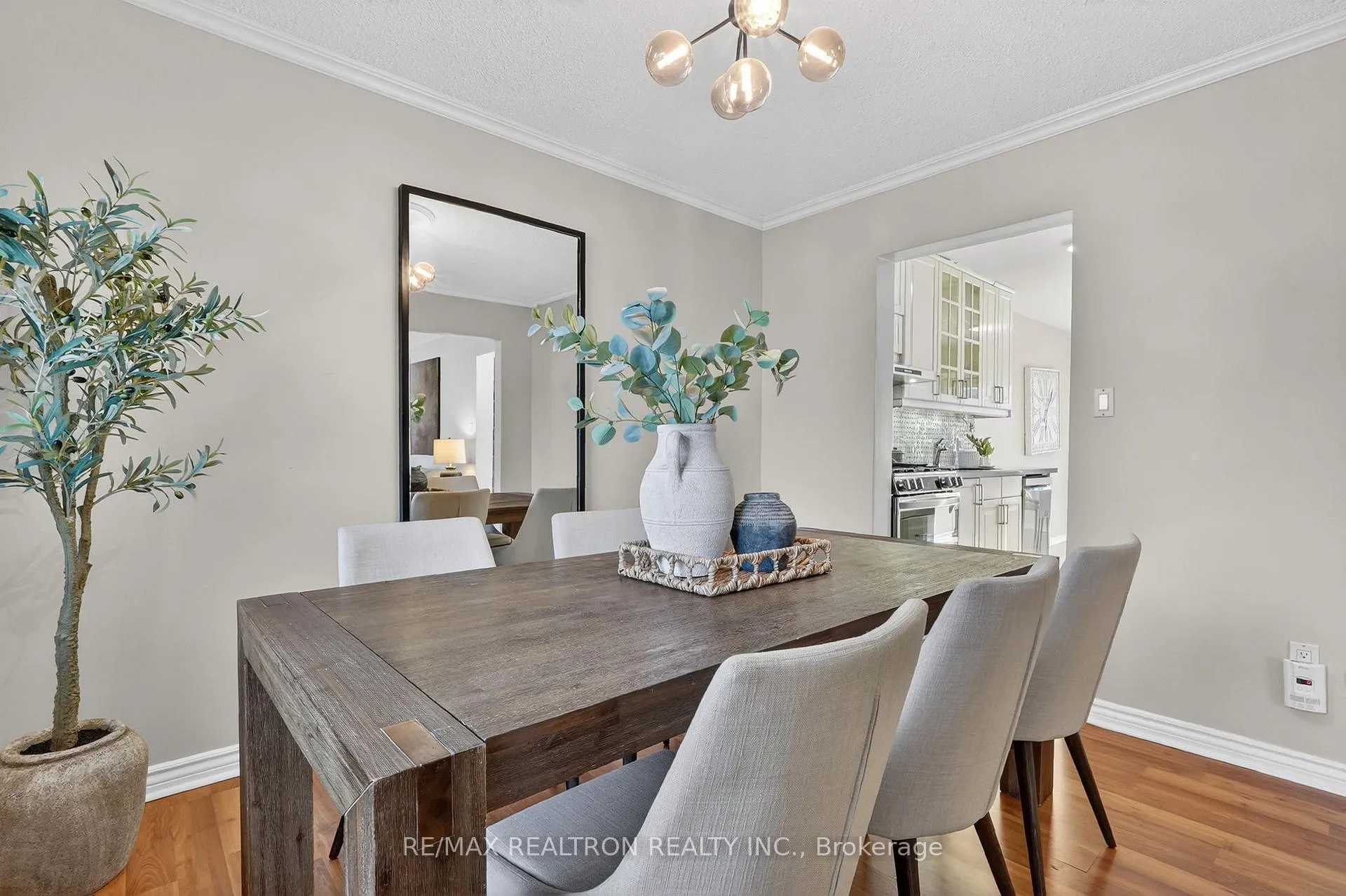 Photo 13 of 1787 Listowell Crescent, Pickering, Liverpool — HOMEH