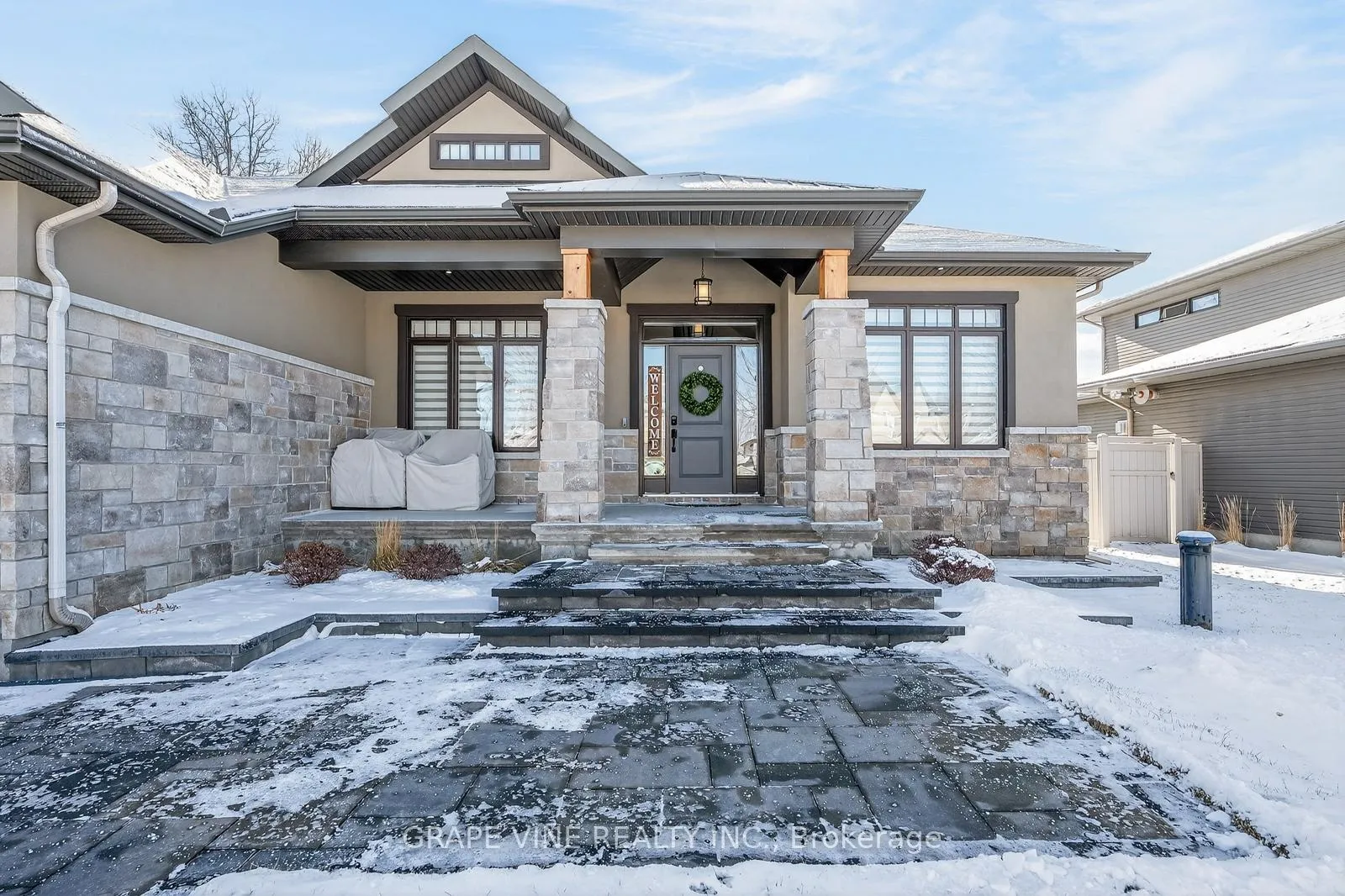 Photo 4 of 55 Dr Neelin, Ottawa, Richmond — HOMEH