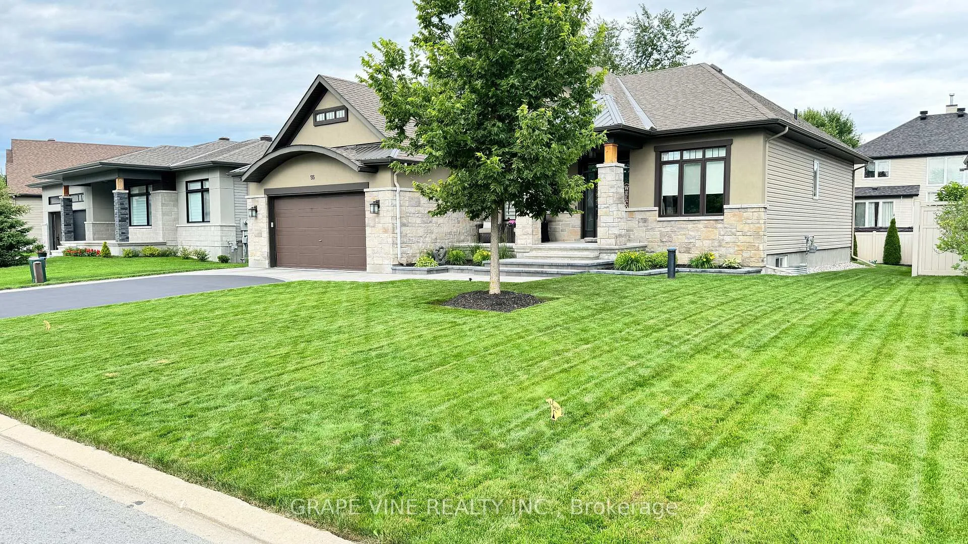 Photo 41 of 55 Dr Neelin, Ottawa, Richmond — HOMEH