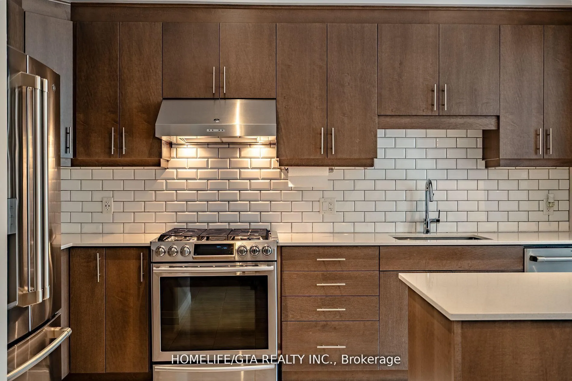 Photo 15 of 12 Shay Lane, Hamilton, Ancaster — HOMEH