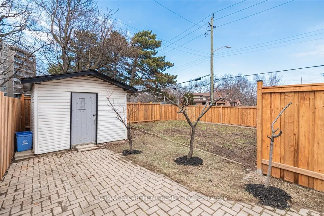 Photo 40 of 2 Country Club Drive, Hamilton, Vincent — HOMEH