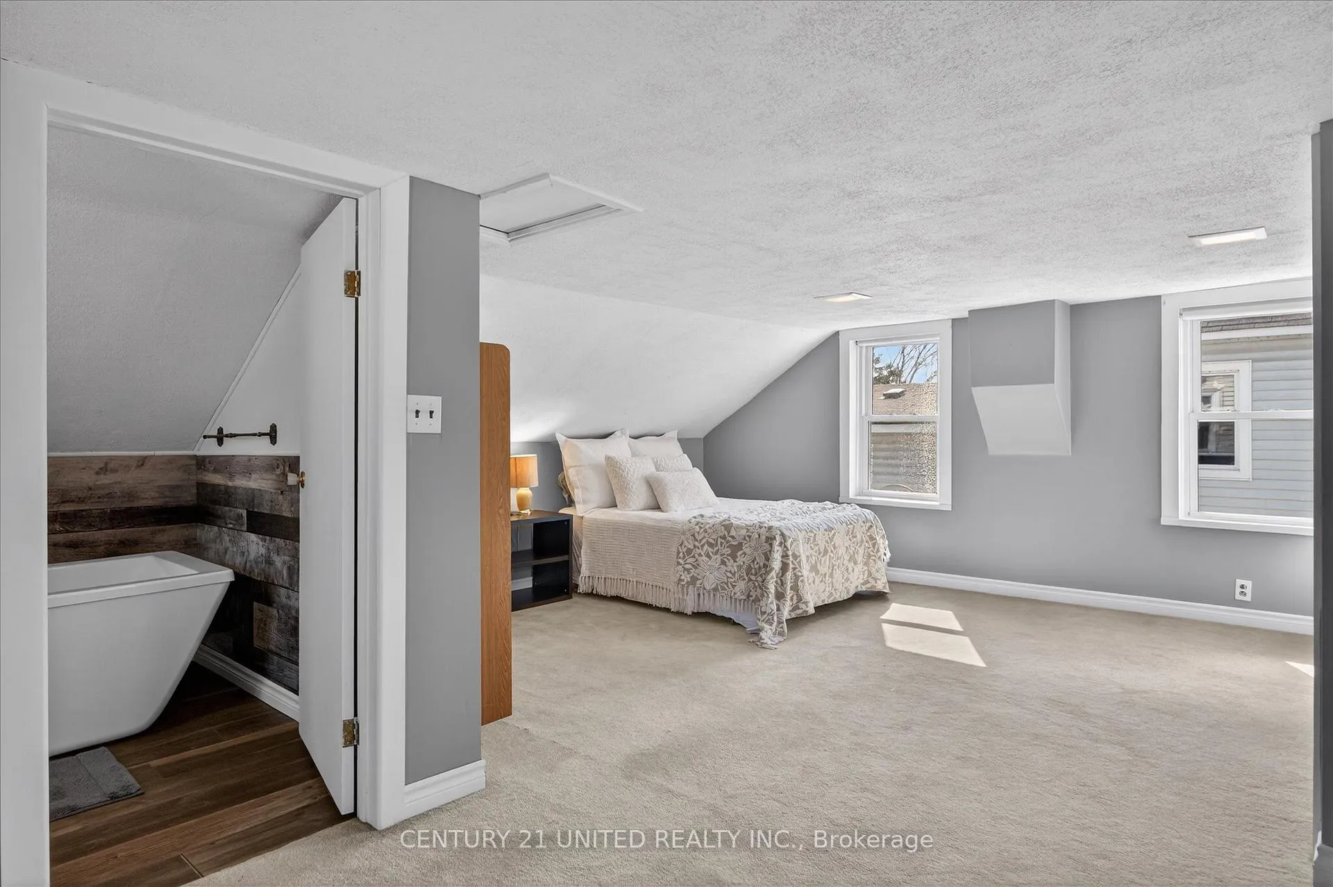 Photo 45 of 4401 7 Highway, Asphodel-Norwood, Norwood — HOMEH