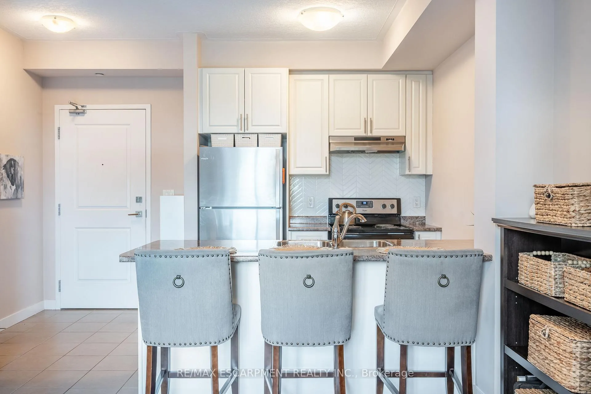 Photo 11 of Unit 313, 35 Southshore Crescent, Hamilton, Lakeshore — HOMEH