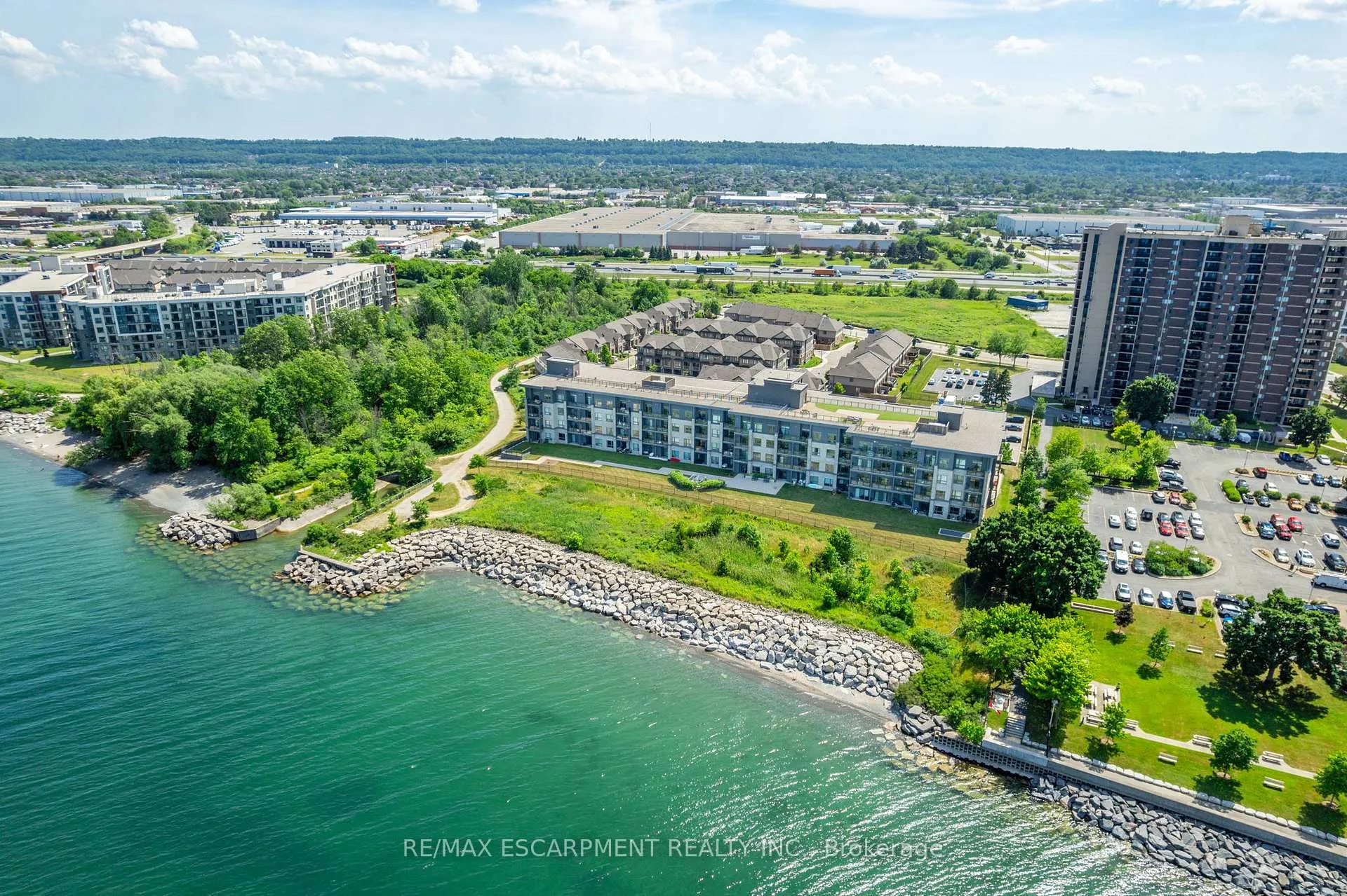 Photo 35 of Unit 313, 35 Southshore Crescent, Hamilton, Lakeshore — HOMEH