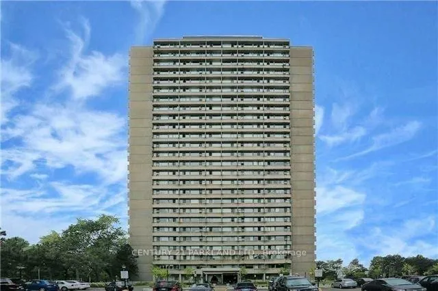 Front of Unit 901, 715 Don Mills Road