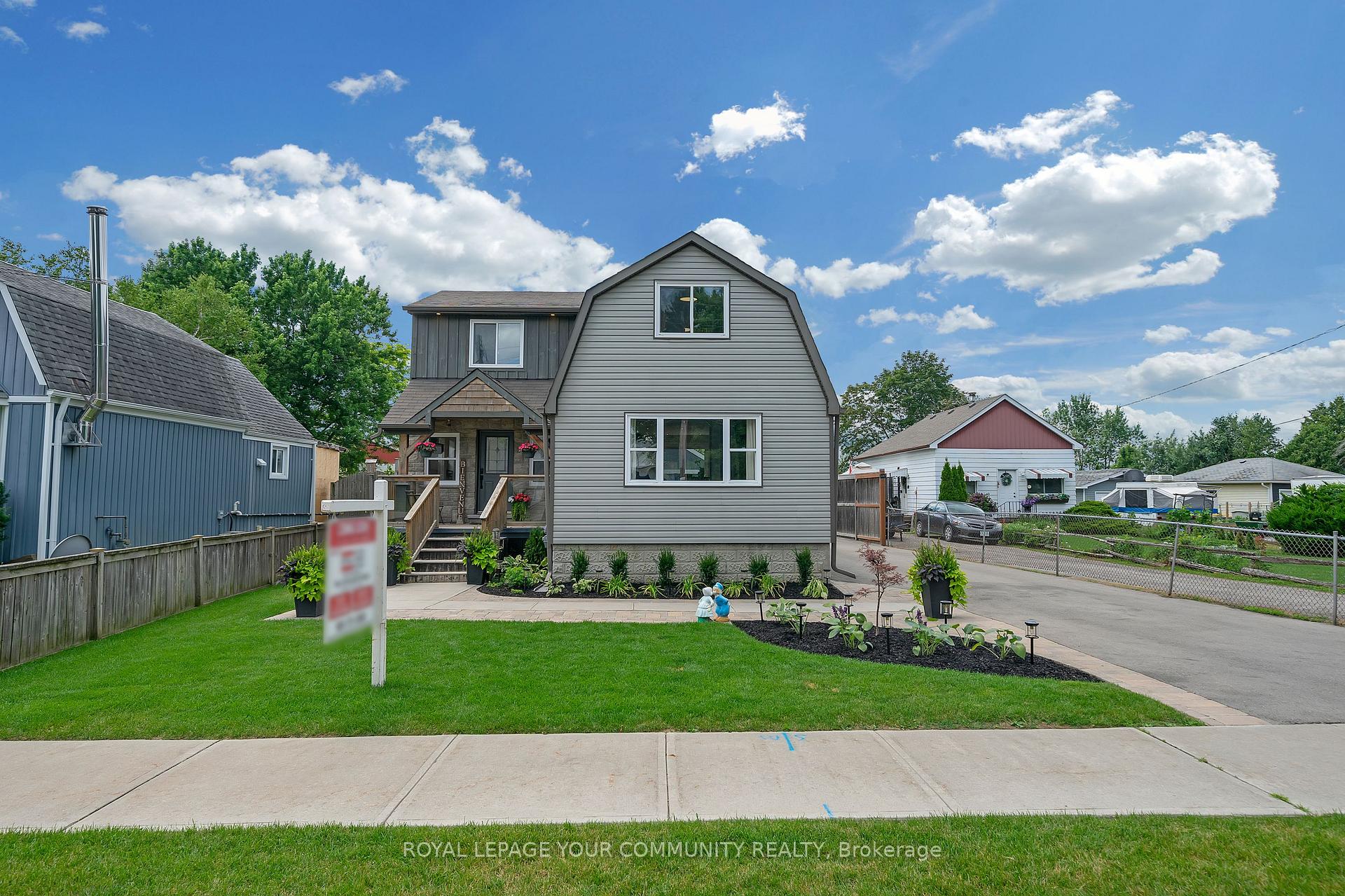 Photo 2 of 19036 Dufferin Street, King, Rural King — HOMEH