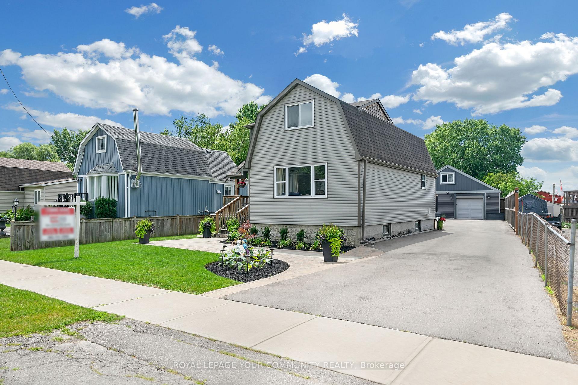 Photo 3 of 19036 Dufferin Street, King, Rural King — HOMEH