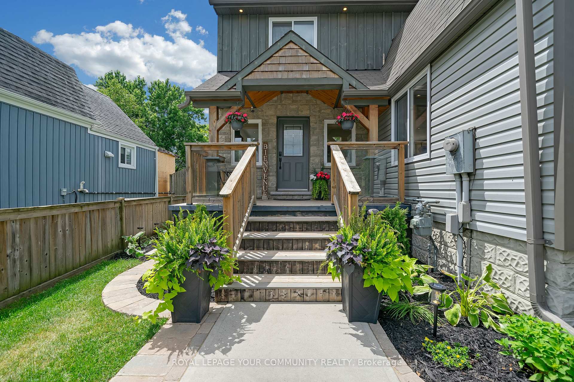 Photo 5 of 19036 Dufferin Street, King, Rural King — HOMEH