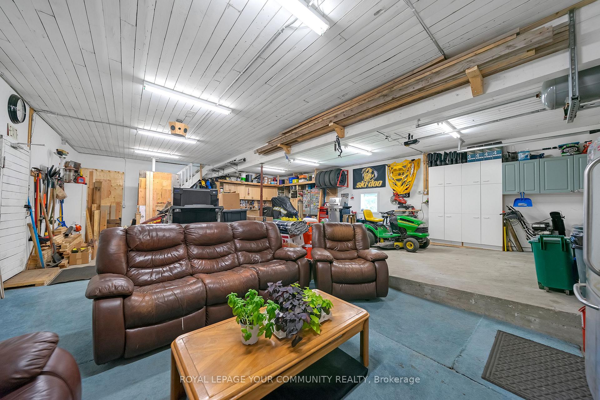 Photo 26 of 19036 Dufferin Street, King, Rural King — HOMEH