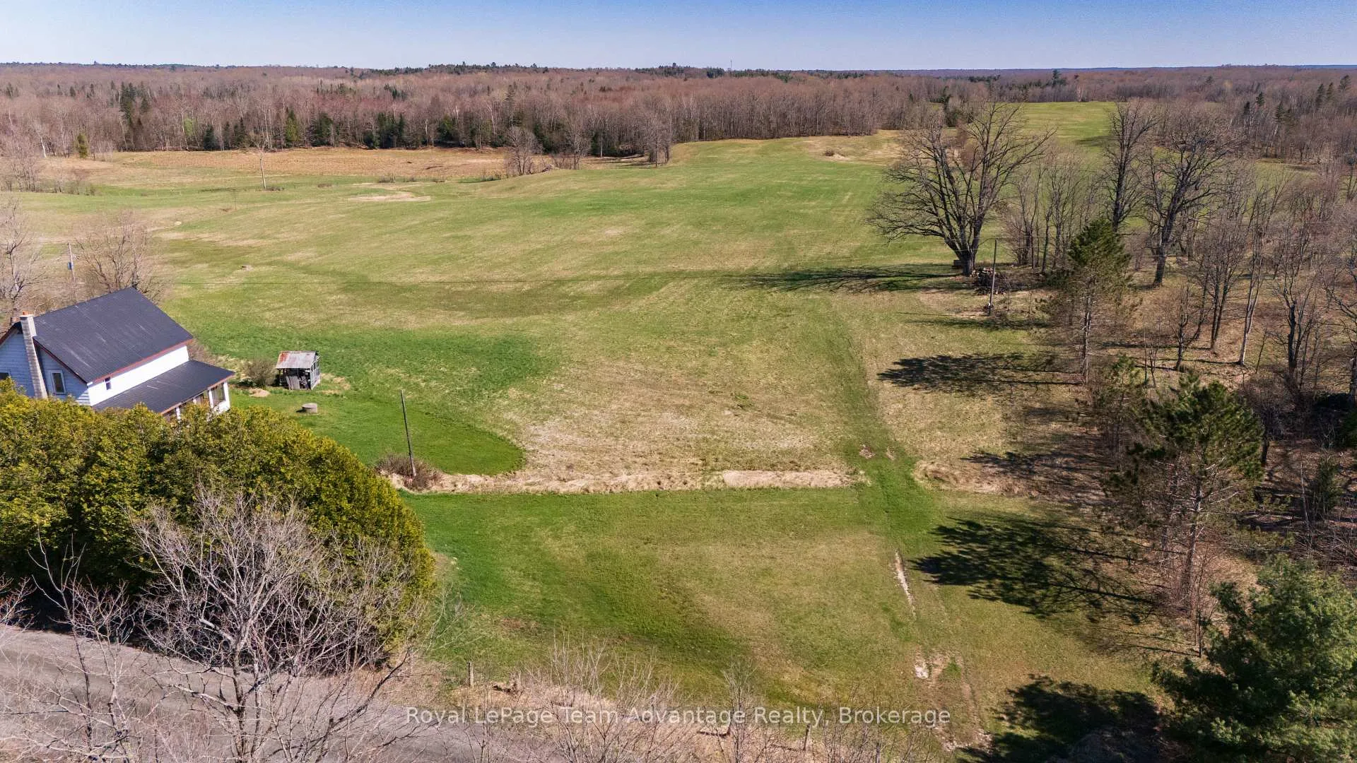 Photo 20 of 77 Lakeshore Road, McKellar — HOMEH
