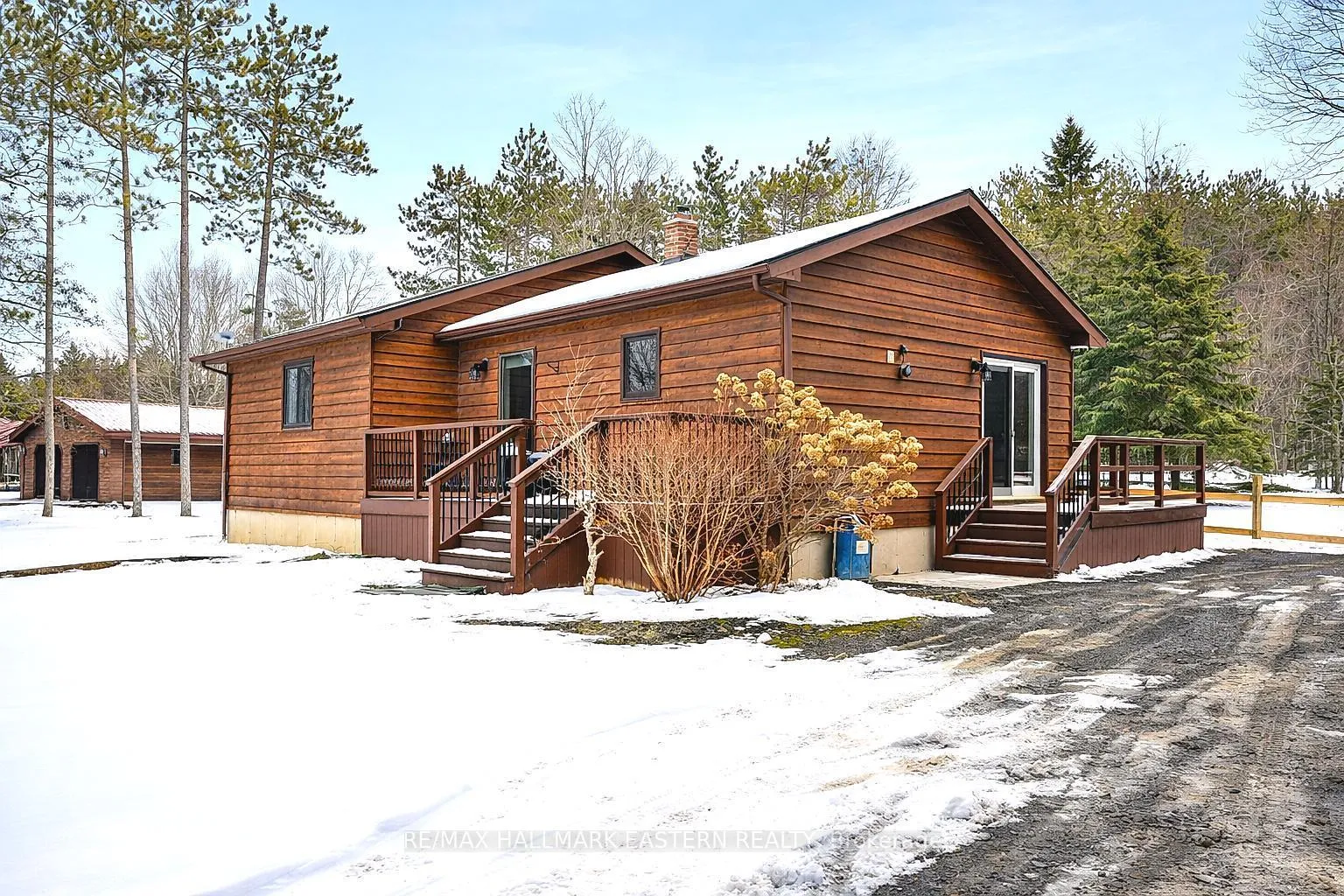 Photo 1 of 5219 Hillview Drive N, Hamilton Township, Rural Hamilton — HOMEH