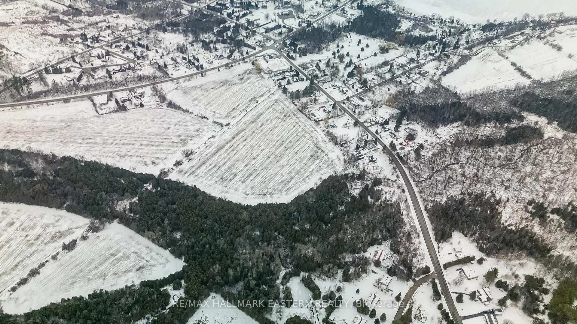Photo 7 of 5219 Hillview Drive N, Hamilton Township, Rural Hamilton — HOMEH