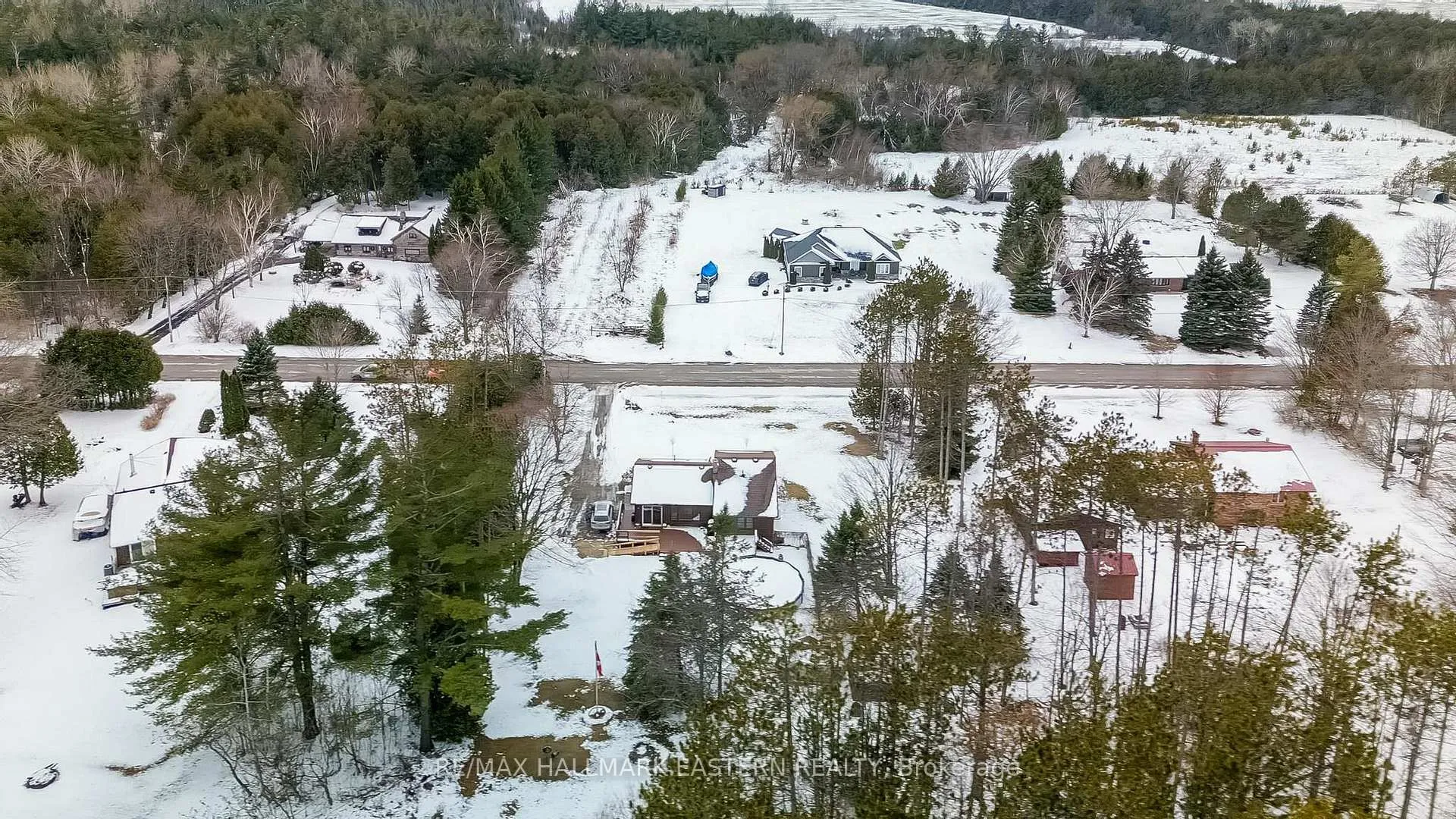 Photo 8 of 5219 Hillview Drive N, Hamilton Township, Rural Hamilton — HOMEH