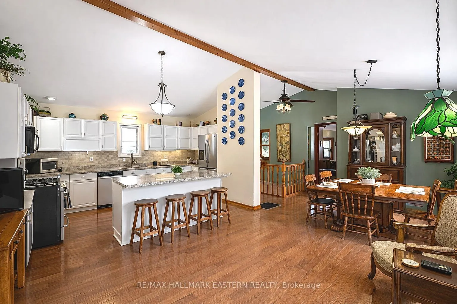 Photo 25 of 5219 Hillview Drive N, Hamilton Township, Rural Hamilton — HOMEH
