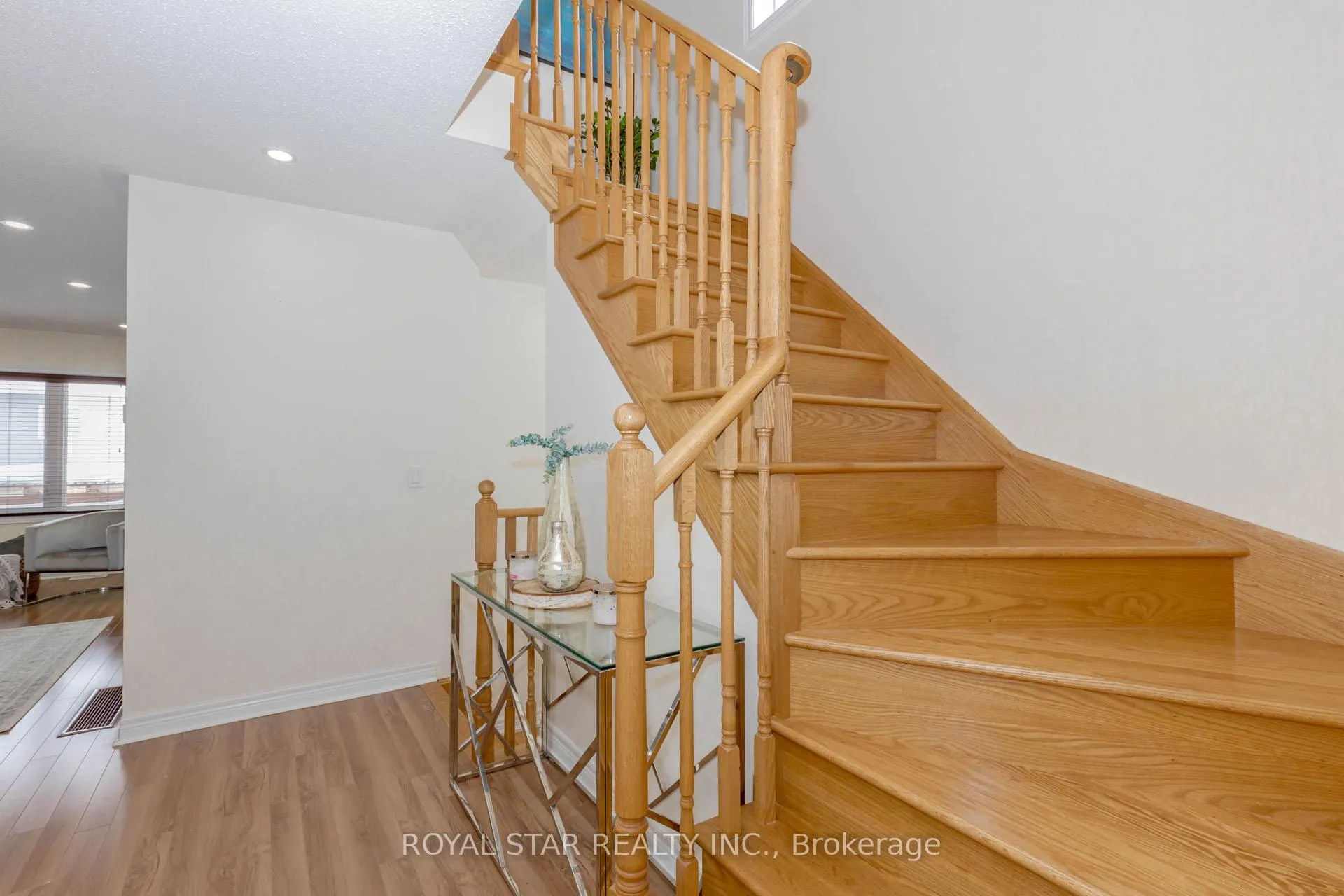 Photo 7 of 877 Cook Crescent, Shelburne — HOMEH
