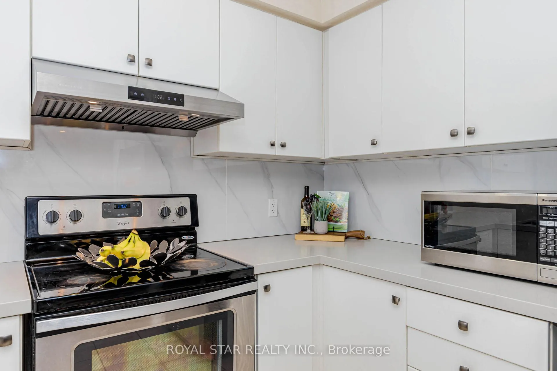 Photo 19 of 877 Cook Crescent, Shelburne — HOMEH