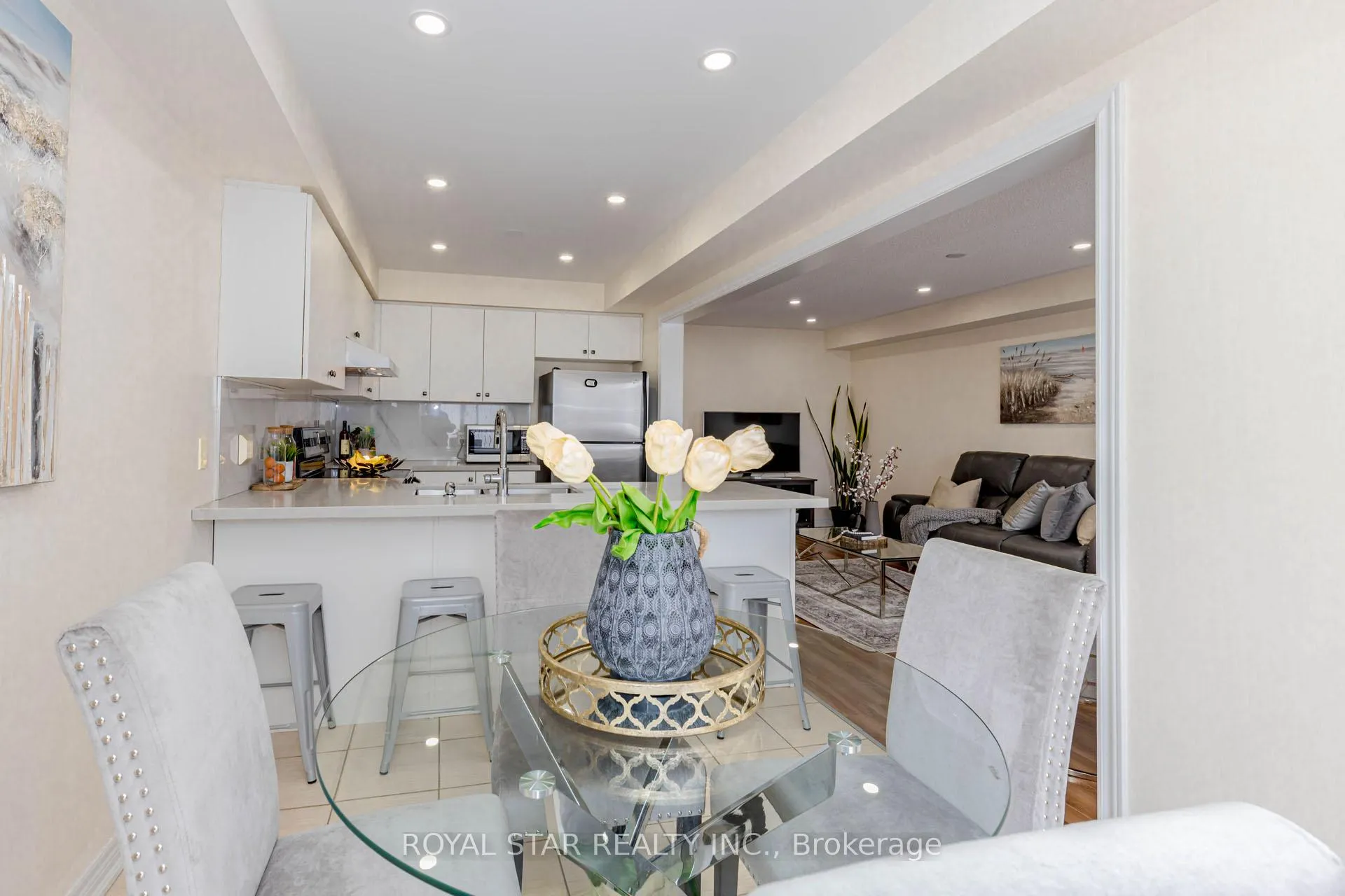 Photo 23 of 877 Cook Crescent, Shelburne — HOMEH