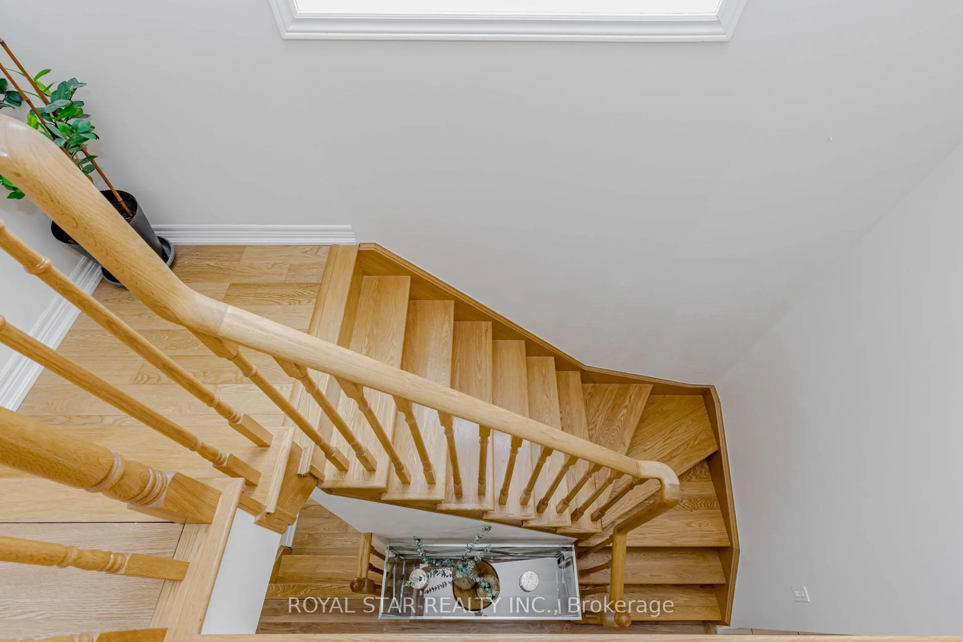 Photo 26 of 877 Cook Crescent, Shelburne — HOMEH