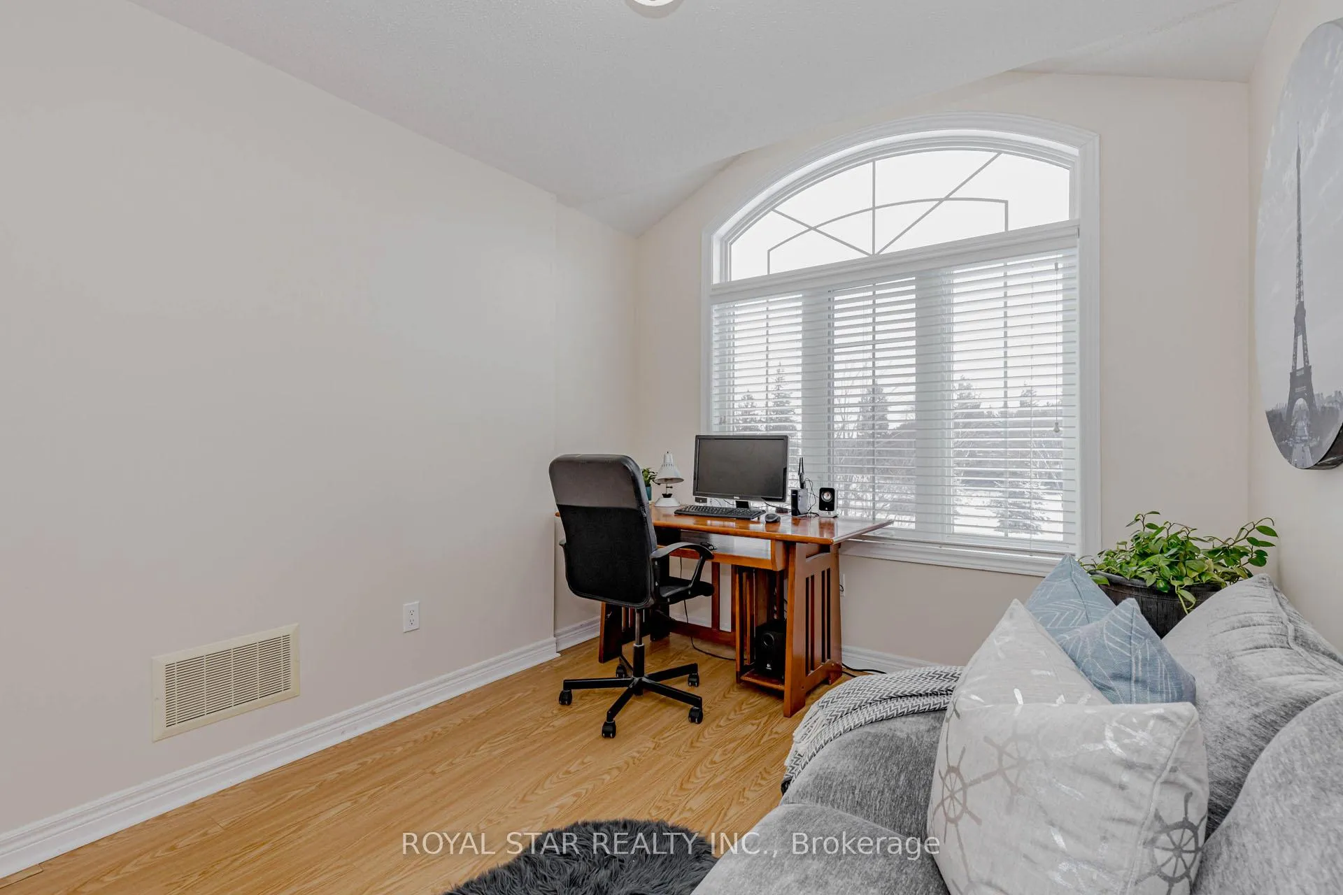 Photo 37 of 877 Cook Crescent, Shelburne — HOMEH