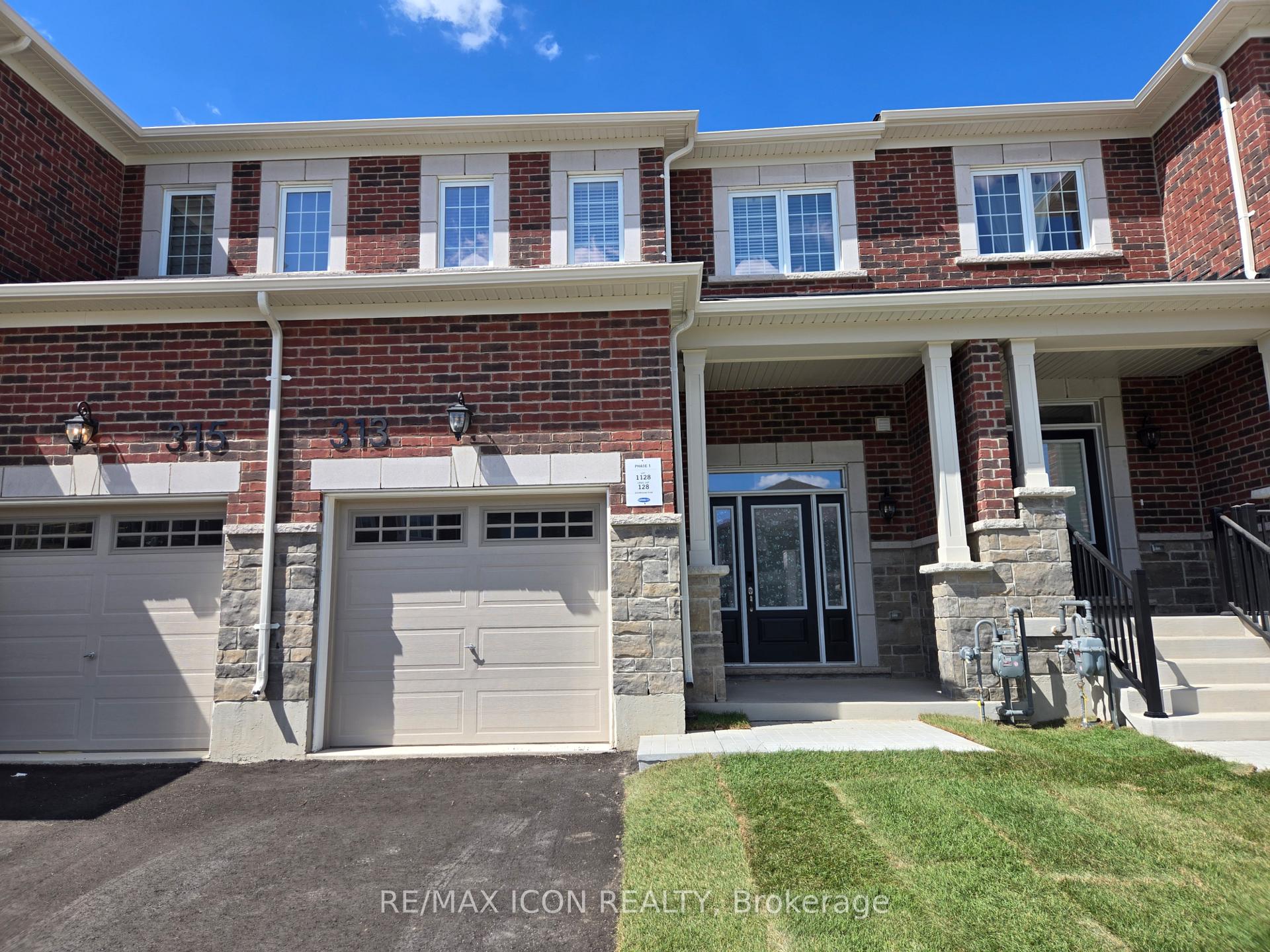 Photo 3 of 313 Millstone Street, Kitchener — HOMEH