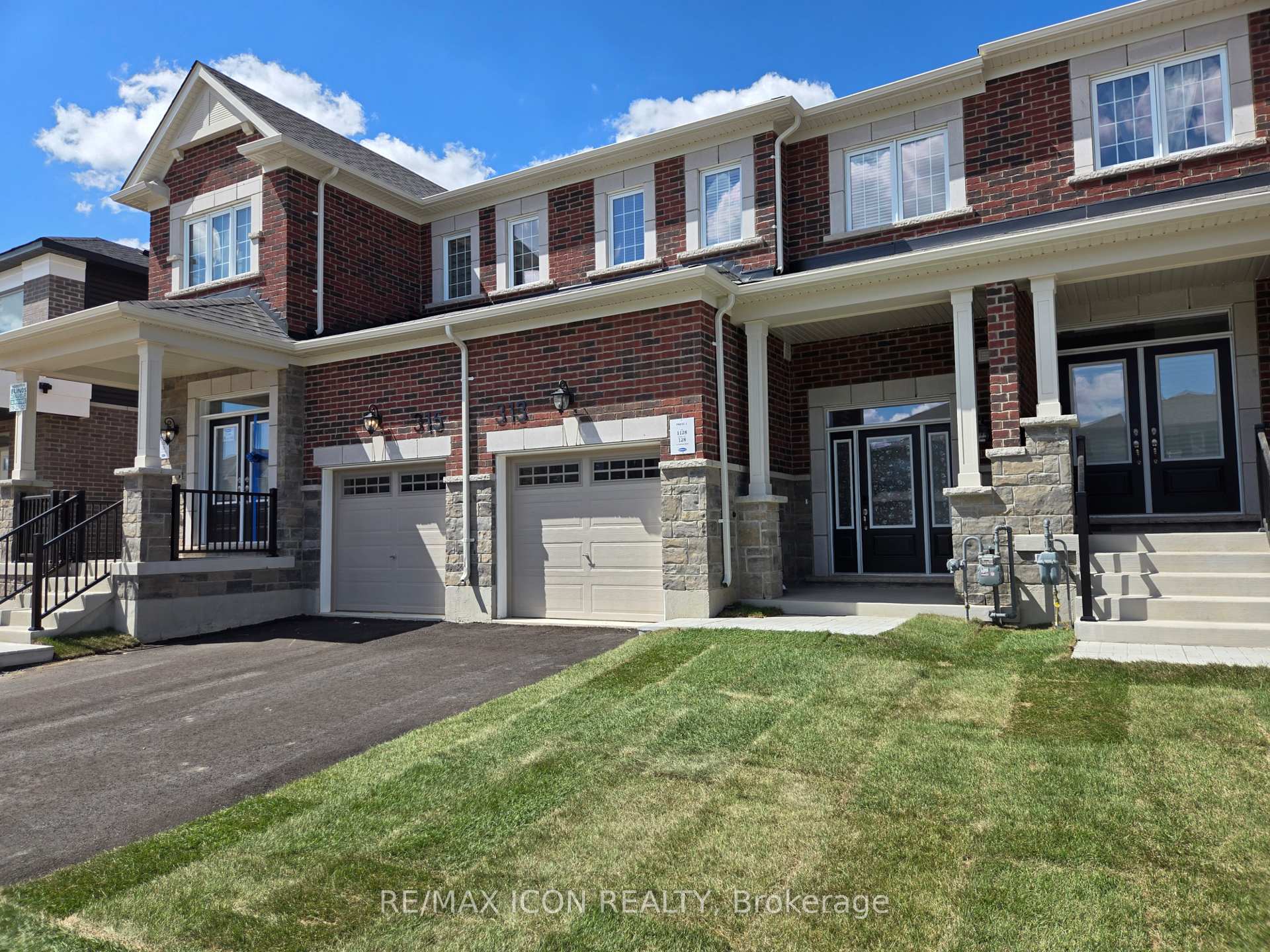 Photo 5 of 313 Millstone Street, Kitchener — HOMEH