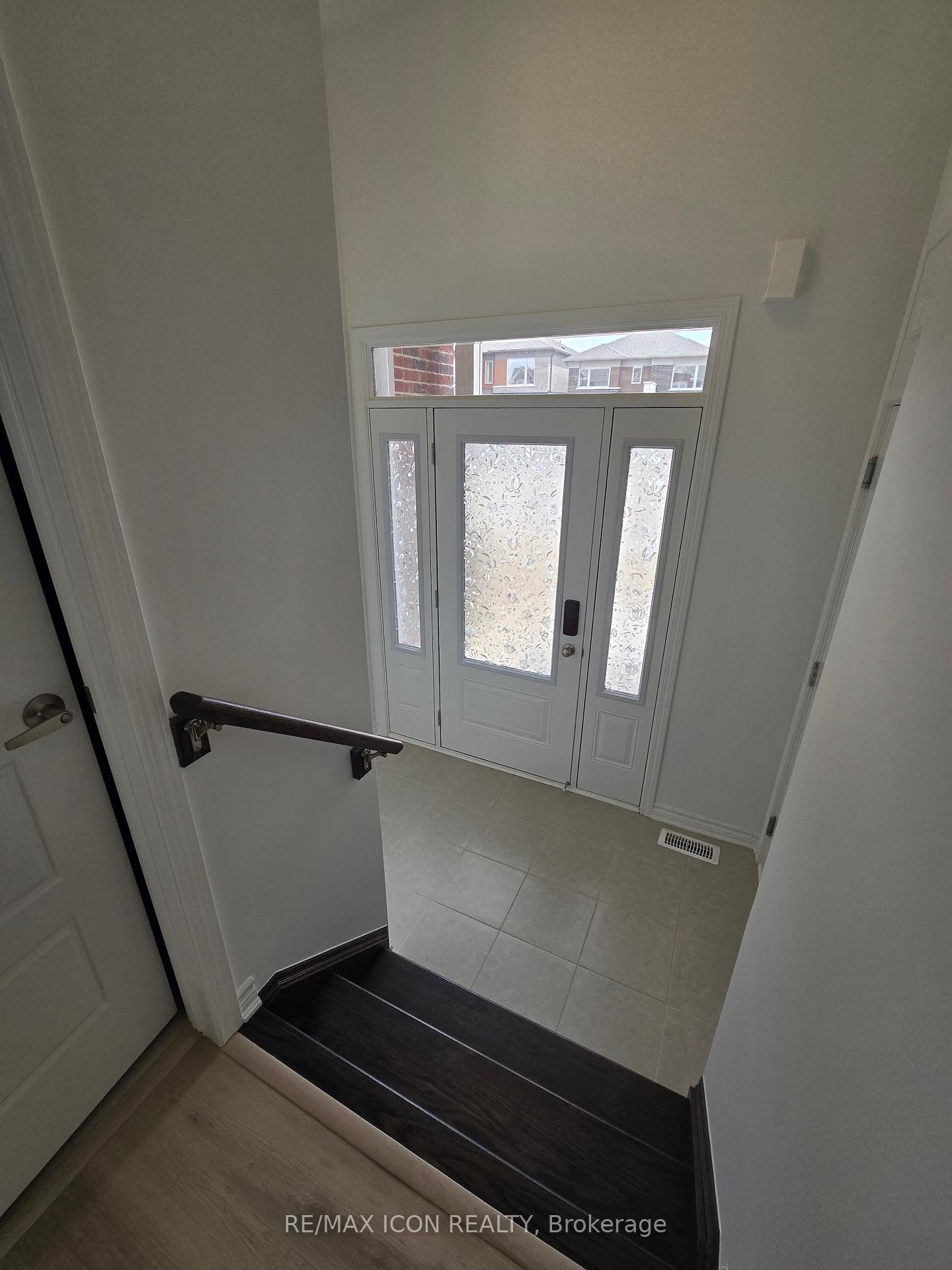 Photo 9 of 313 Millstone Street, Kitchener — HOMEH