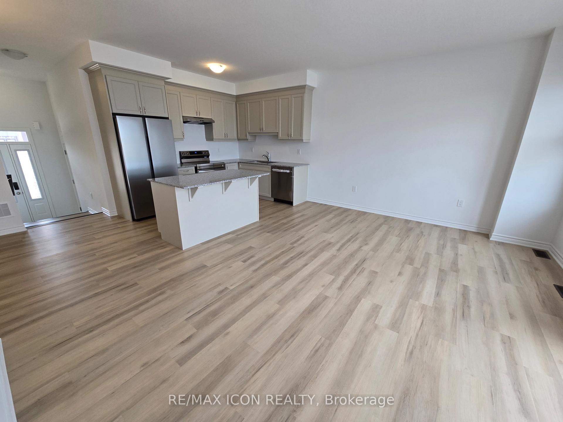 Photo 24 of 313 Millstone Street, Kitchener — HOMEH