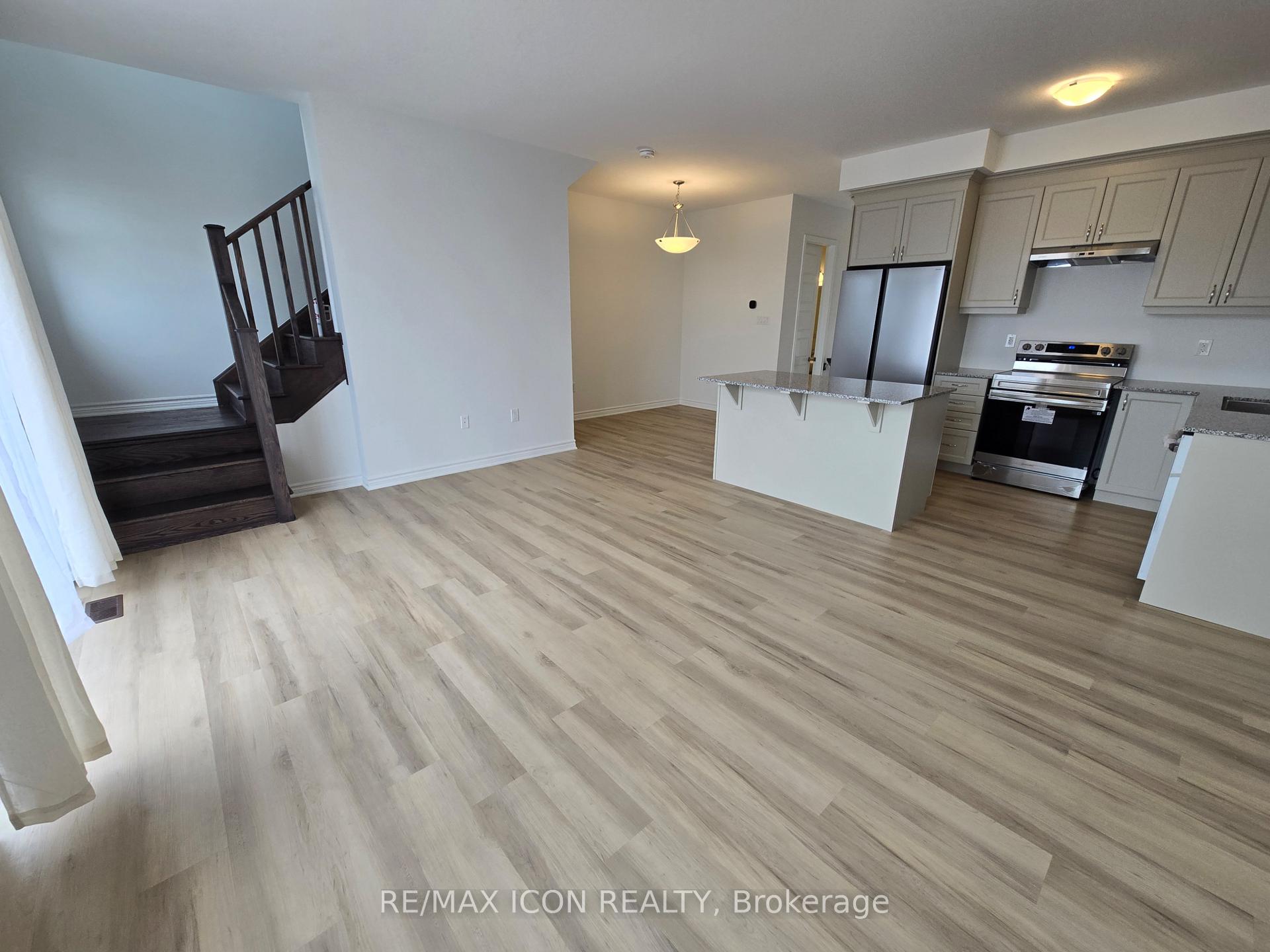 Photo 26 of 313 Millstone Street, Kitchener — HOMEH