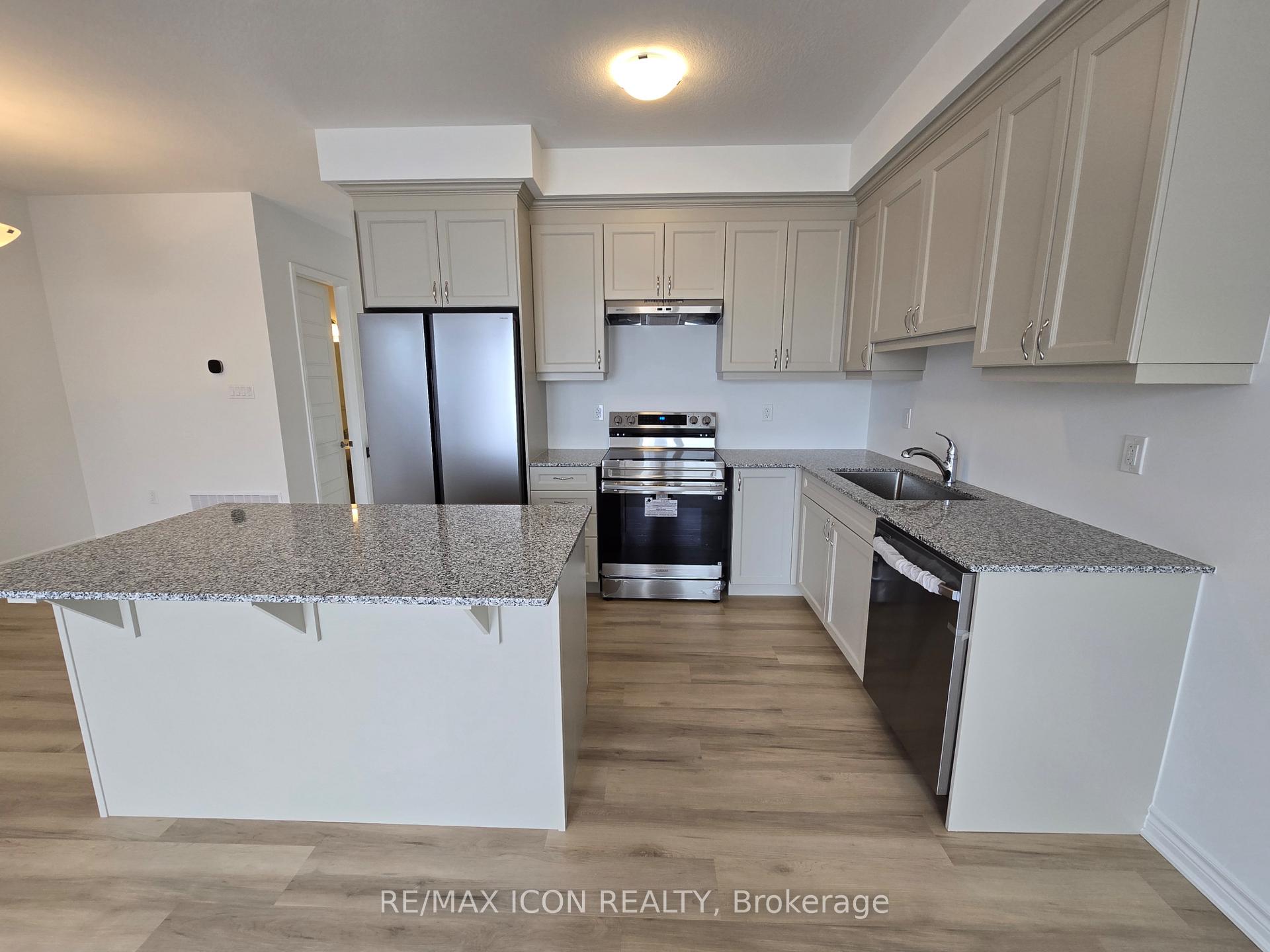 Photo 27 of 313 Millstone Street, Kitchener — HOMEH