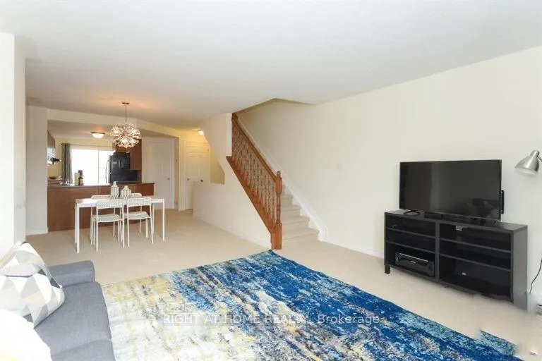 Photo 5 of Unit B, 493 Chapman Mills Drive, Ottawa, Barrhaven - Strandherd — HOMEH