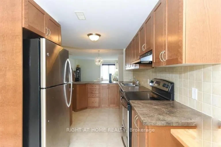 Photo 7 of Unit B, 493 Chapman Mills Drive, Ottawa, Barrhaven - Strandherd — HOMEH