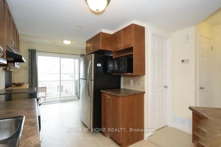Photo 8 of Unit B, 493 Chapman Mills Drive, Ottawa, Barrhaven - Strandherd — HOMEH