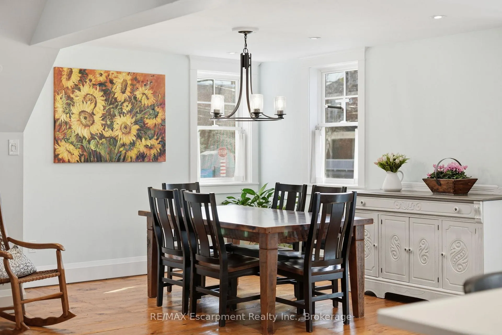 Photo 5 of 228 Mill Street N, Hamilton, Waterdown — HOMEH