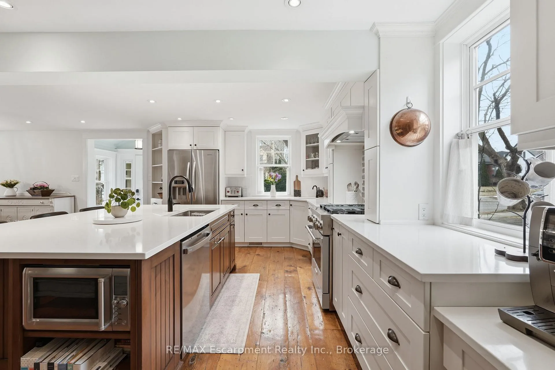 Photo 9 of 228 Mill Street N, Hamilton, Waterdown — HOMEH