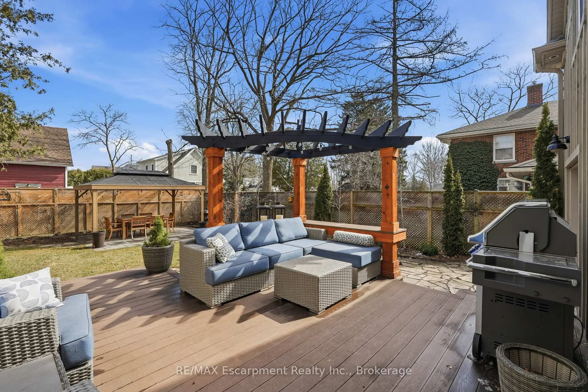 Photo 36 of 228 Mill Street N, Hamilton, Waterdown — HOMEH