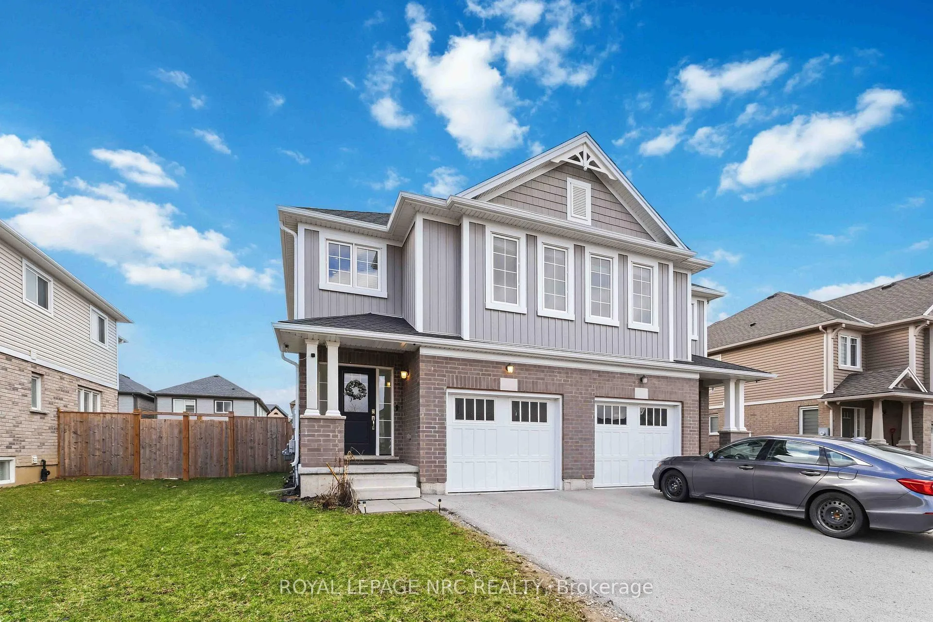Photo 2 of 15 Hawthorn Avenue, Thorold, Confederation Heights — HOMEH