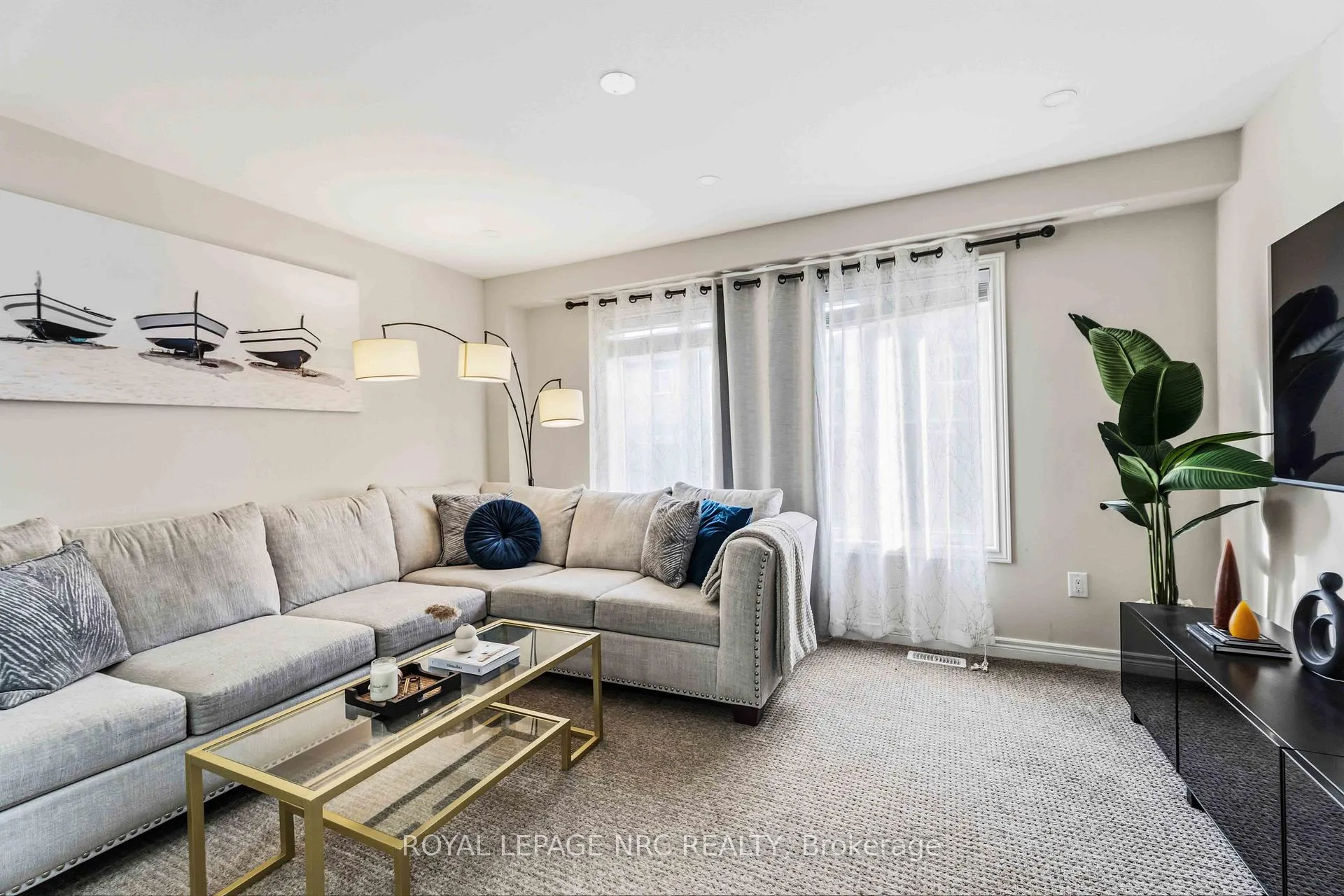 Photo 7 of 15 Hawthorn Avenue, Thorold, Confederation Heights — HOMEH