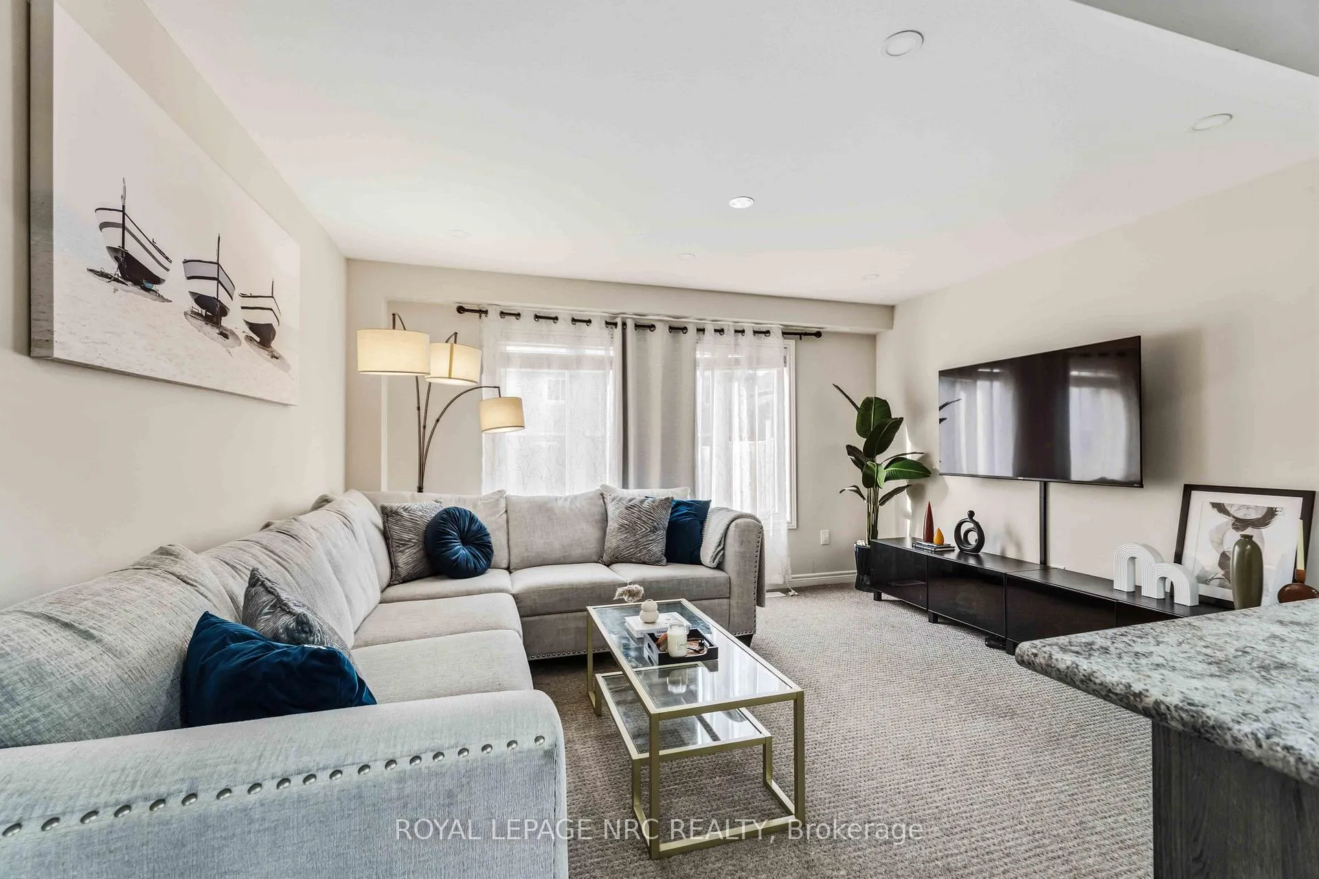 Photo 8 of 15 Hawthorn Avenue, Thorold, Confederation Heights — HOMEH