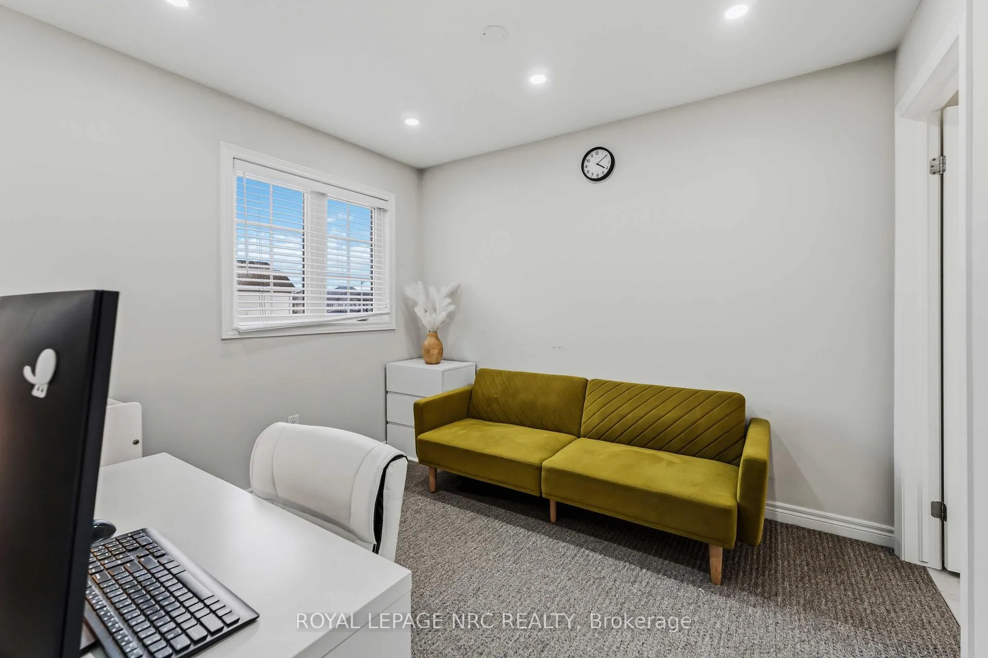 Photo 21 of 15 Hawthorn Avenue, Thorold, Confederation Heights — HOMEH