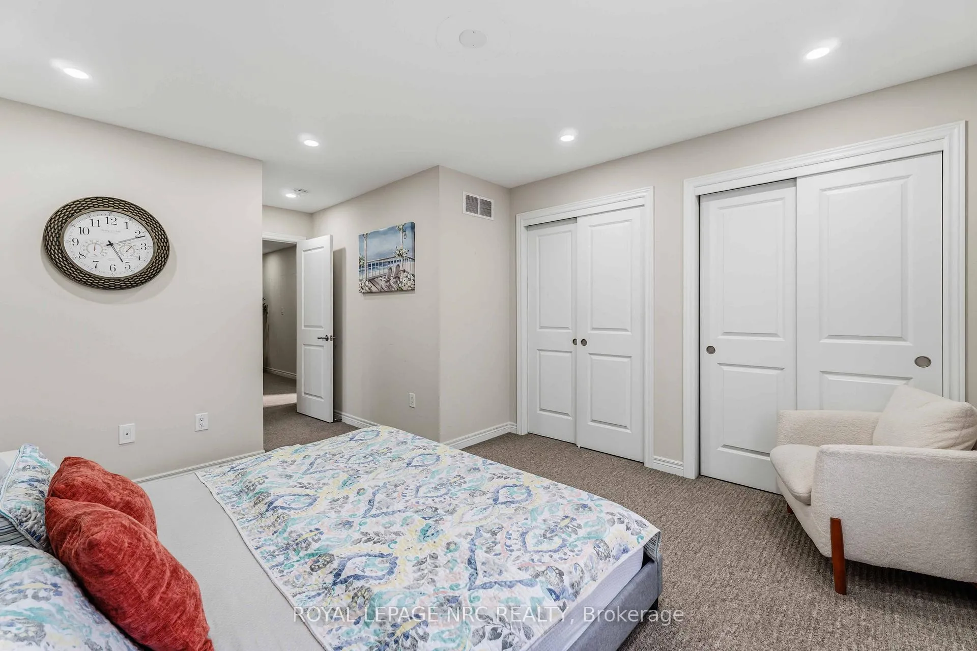 Photo 26 of 15 Hawthorn Avenue, Thorold, Confederation Heights — HOMEH