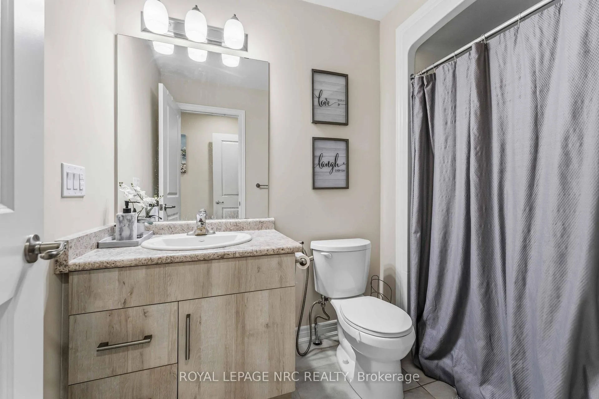 Photo 27 of 15 Hawthorn Avenue, Thorold, Confederation Heights — HOMEH