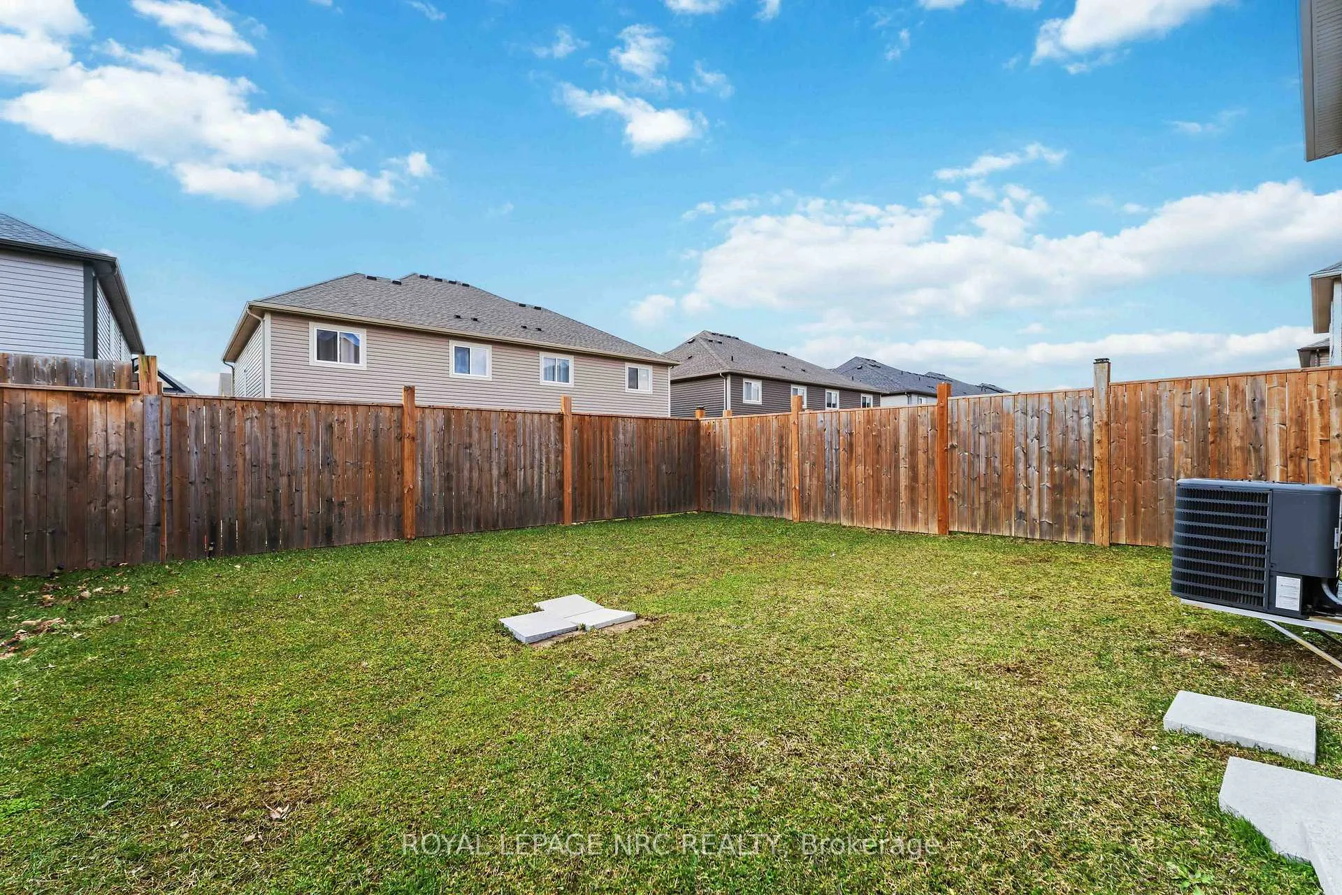 Photo 28 of 15 Hawthorn Avenue, Thorold, Confederation Heights — HOMEH