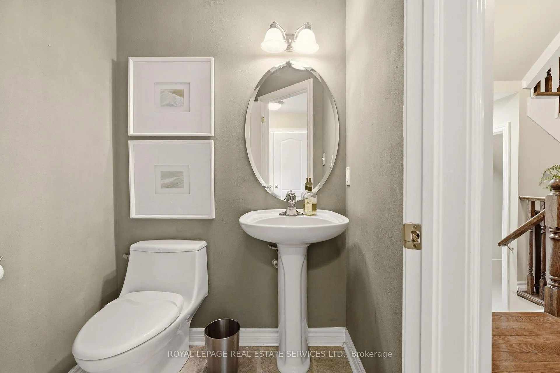 Photo 8 of 2067 Springdale Road, Oakville, Westmount — HOMEH