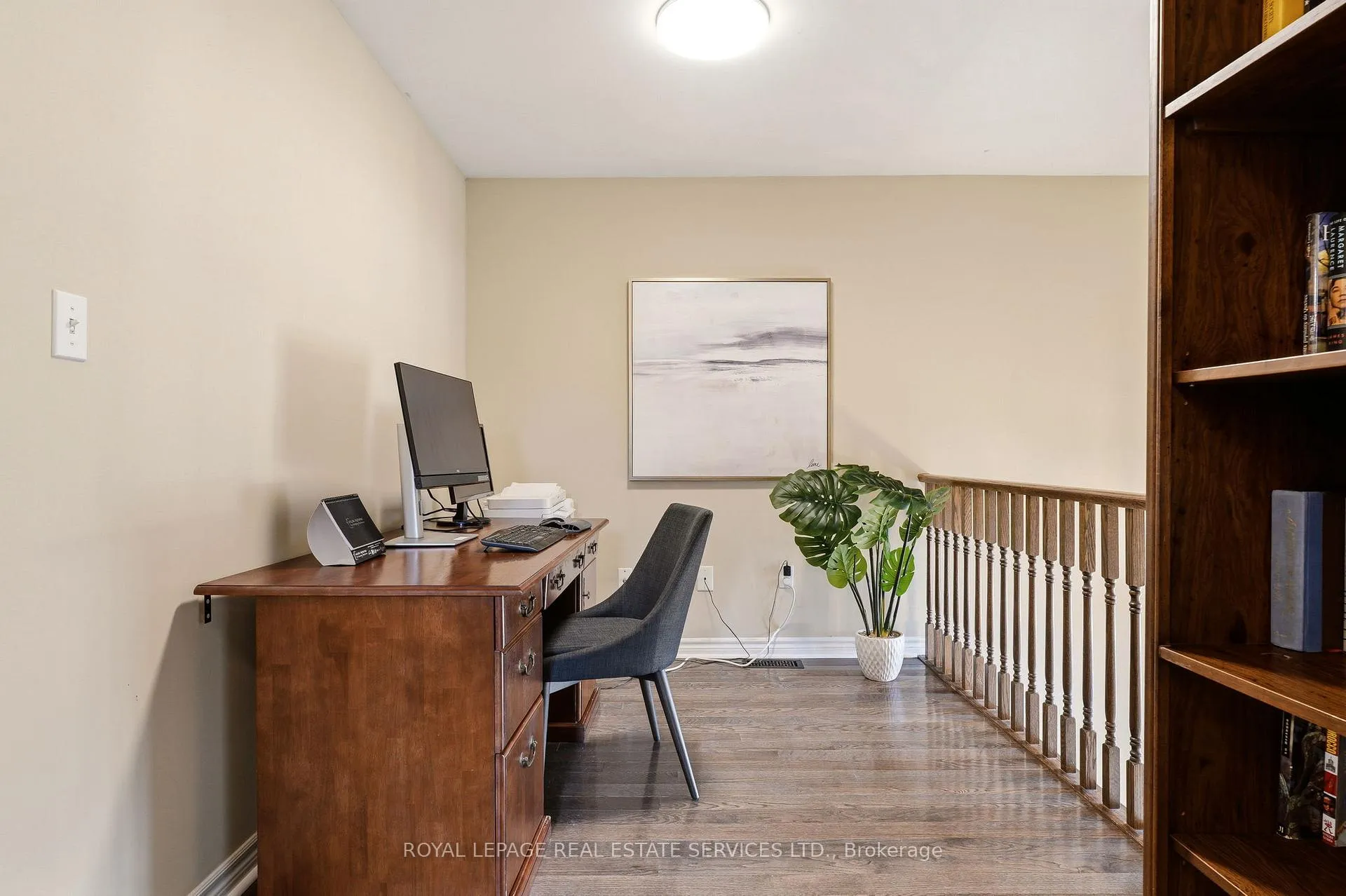 Photo 30 of 2067 Springdale Road, Oakville, Westmount — HOMEH