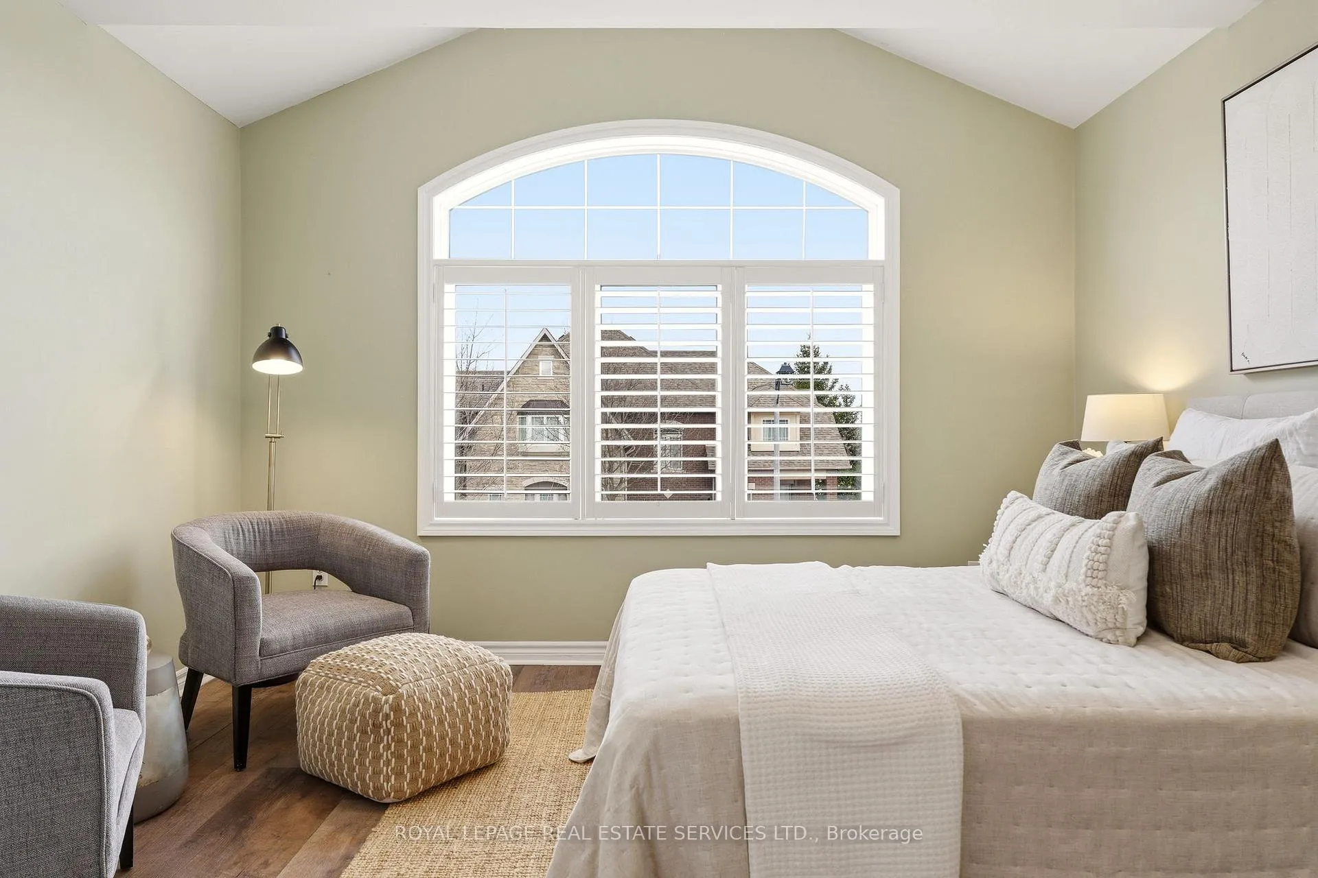 Photo 31 of 2067 Springdale Road, Oakville, Westmount — HOMEH