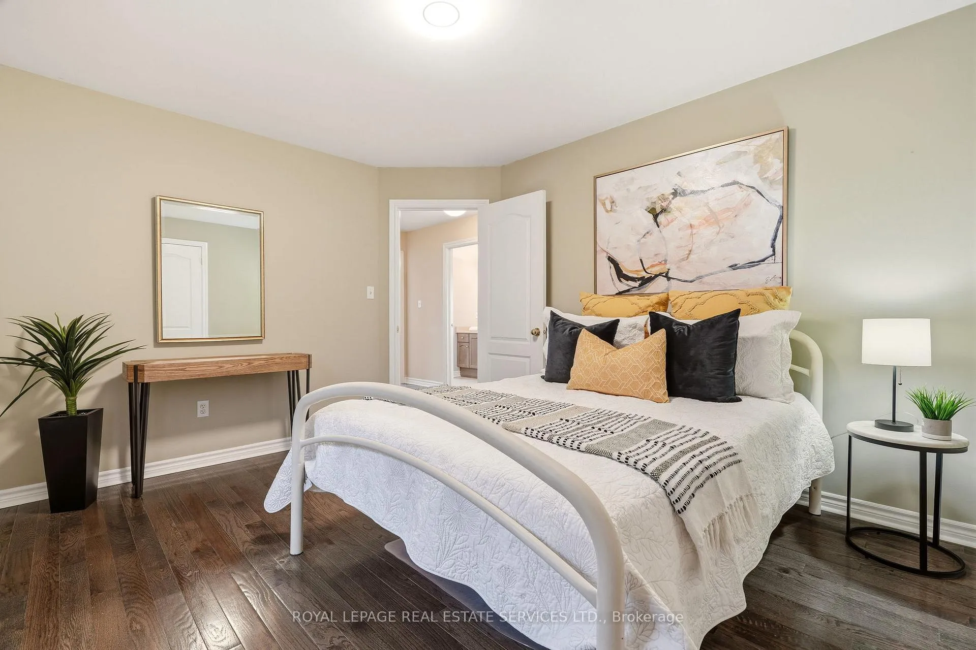 Photo 37 of 2067 Springdale Road, Oakville, Westmount — HOMEH