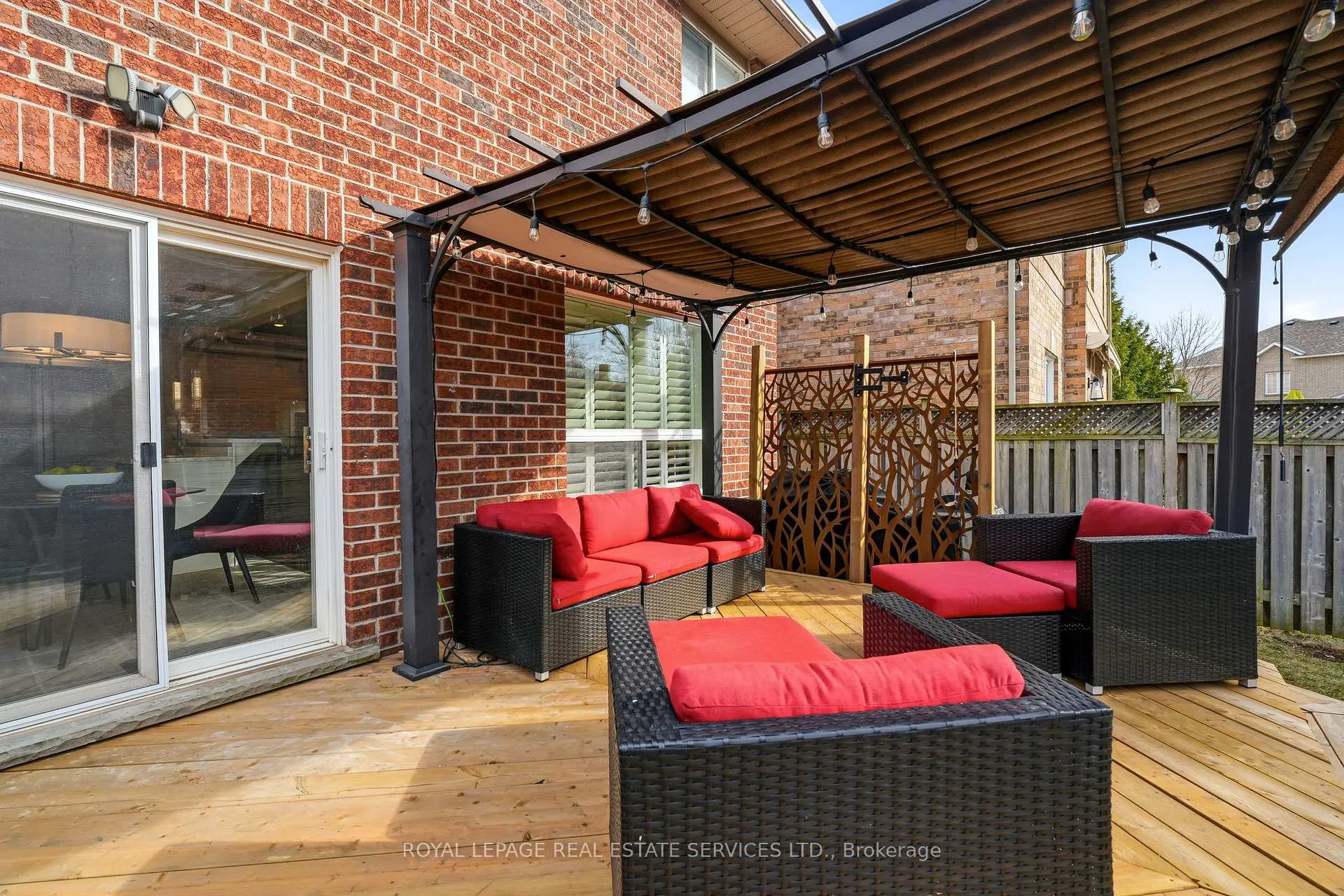 Photo 44 of 2067 Springdale Road, Oakville, Westmount — HOMEH