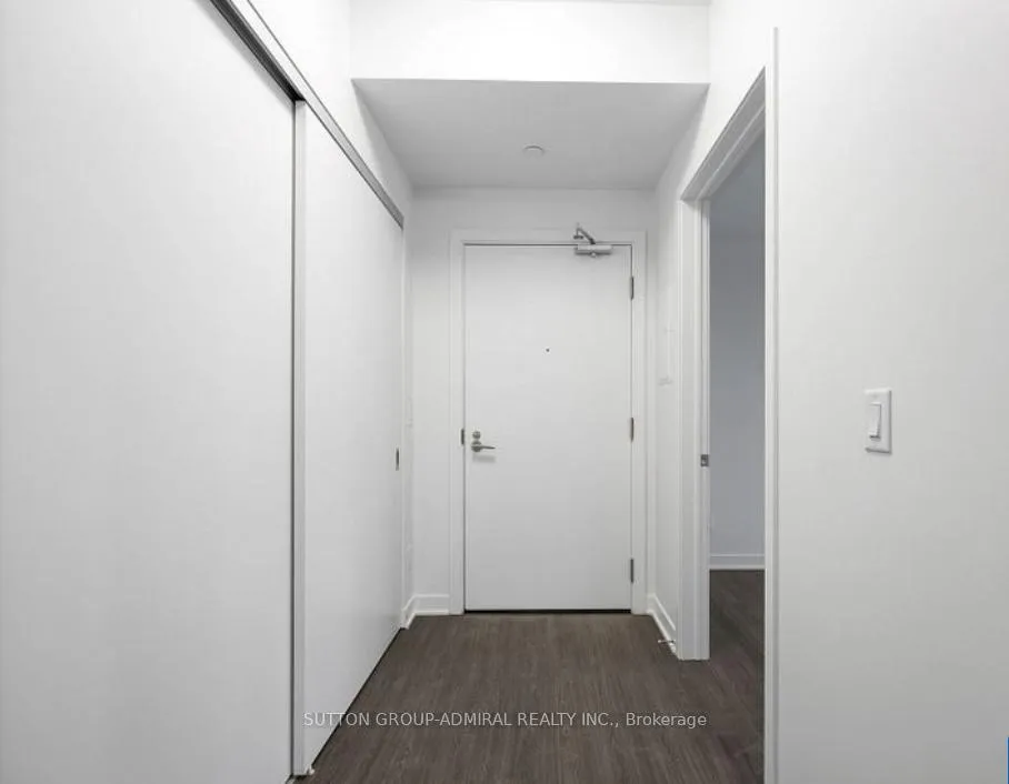Photo 2 of Unit 902, 185 Alberta Avenue, Toronto, Oakwood Village — HOMEH